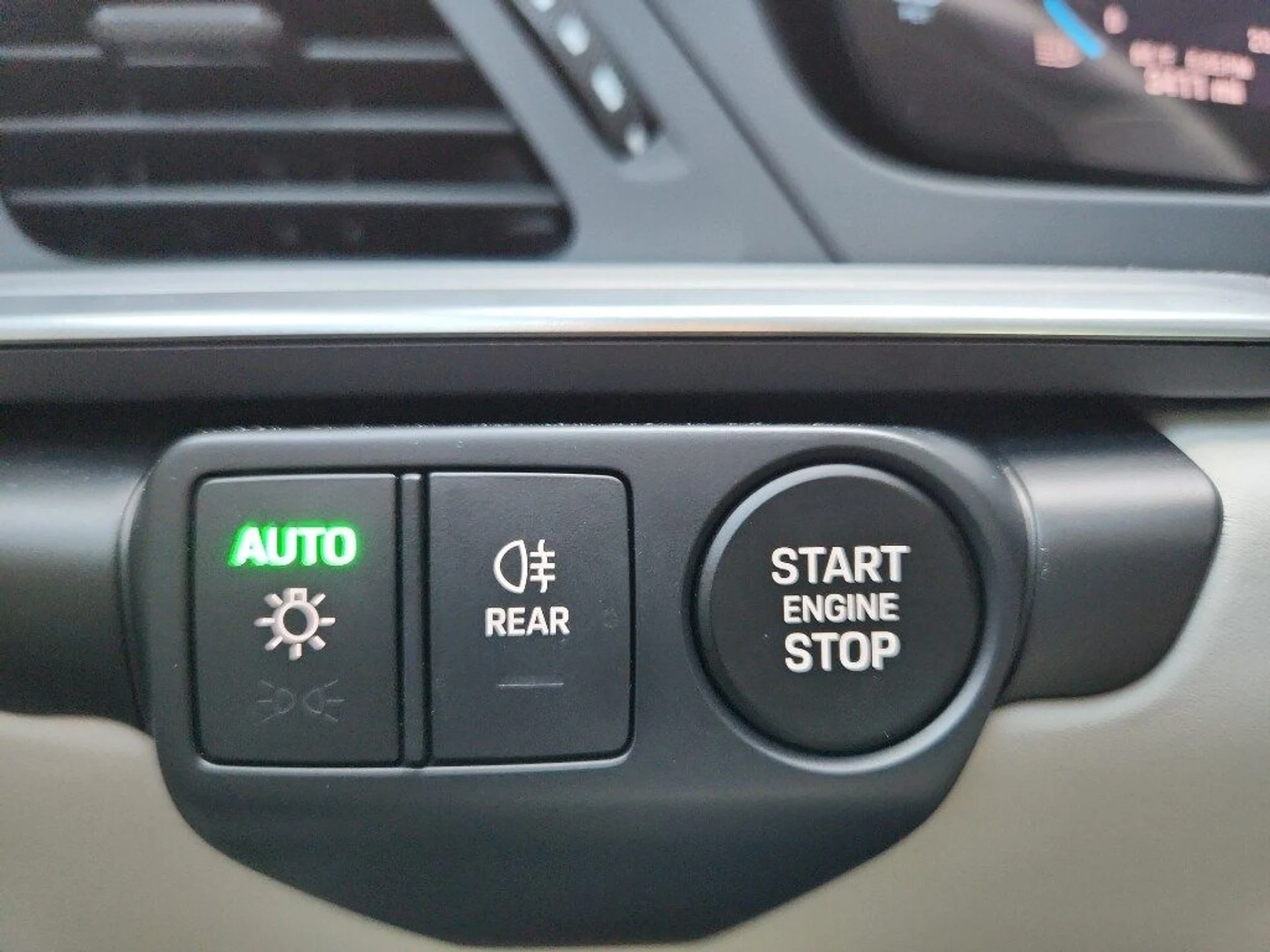 mph018_2337824508_e810b612cc0136c1cf8def065b03f848x_0340984397