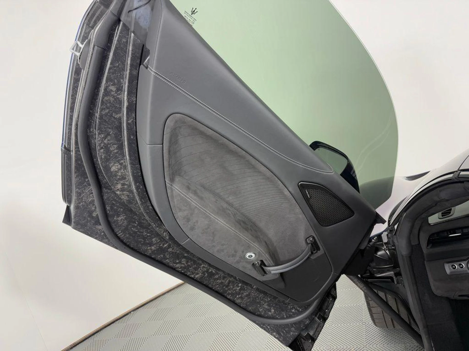 mph018_2340397487_psyy_S_Qzt_Ti_Ek_Od_P_3_Qjshv2f_Eo_35712c2301