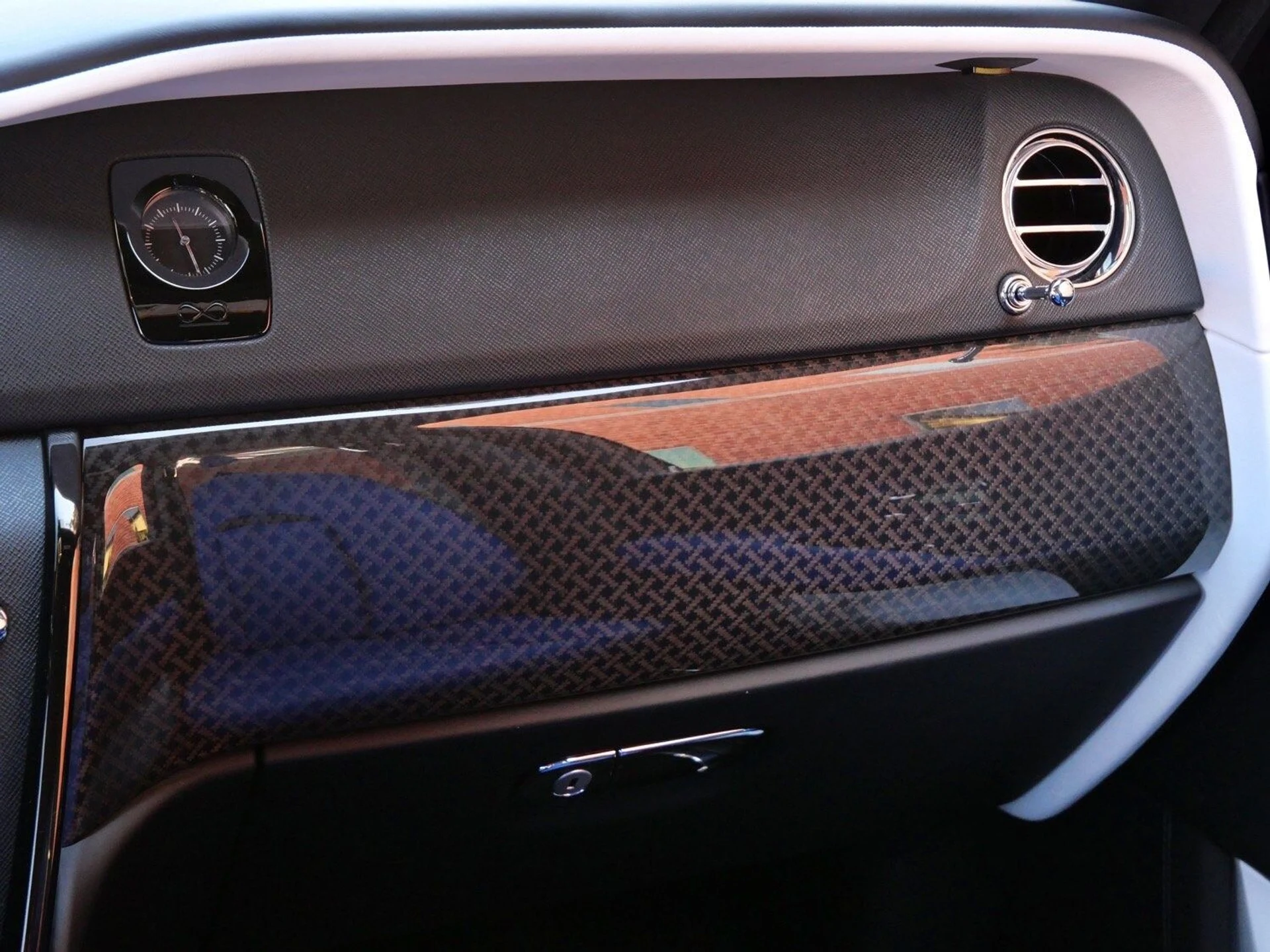 mph018_2341997319_237f51499d22d3f588f9b5e2c685cf33x_0a8a6887e3