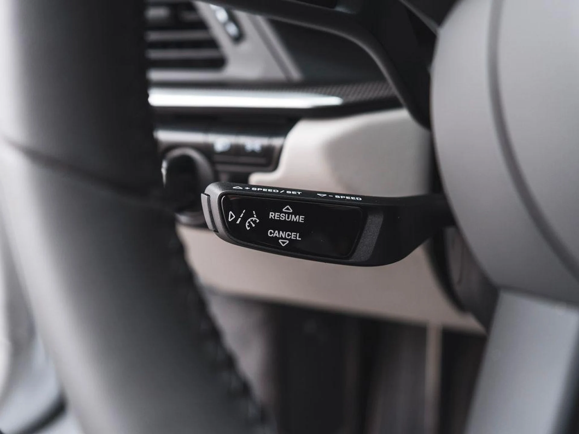 mph018_2347524529_k1m_O_Vm_Ius_D2_E13_sfs9_Fdt_Eolwc_7518e81ac9