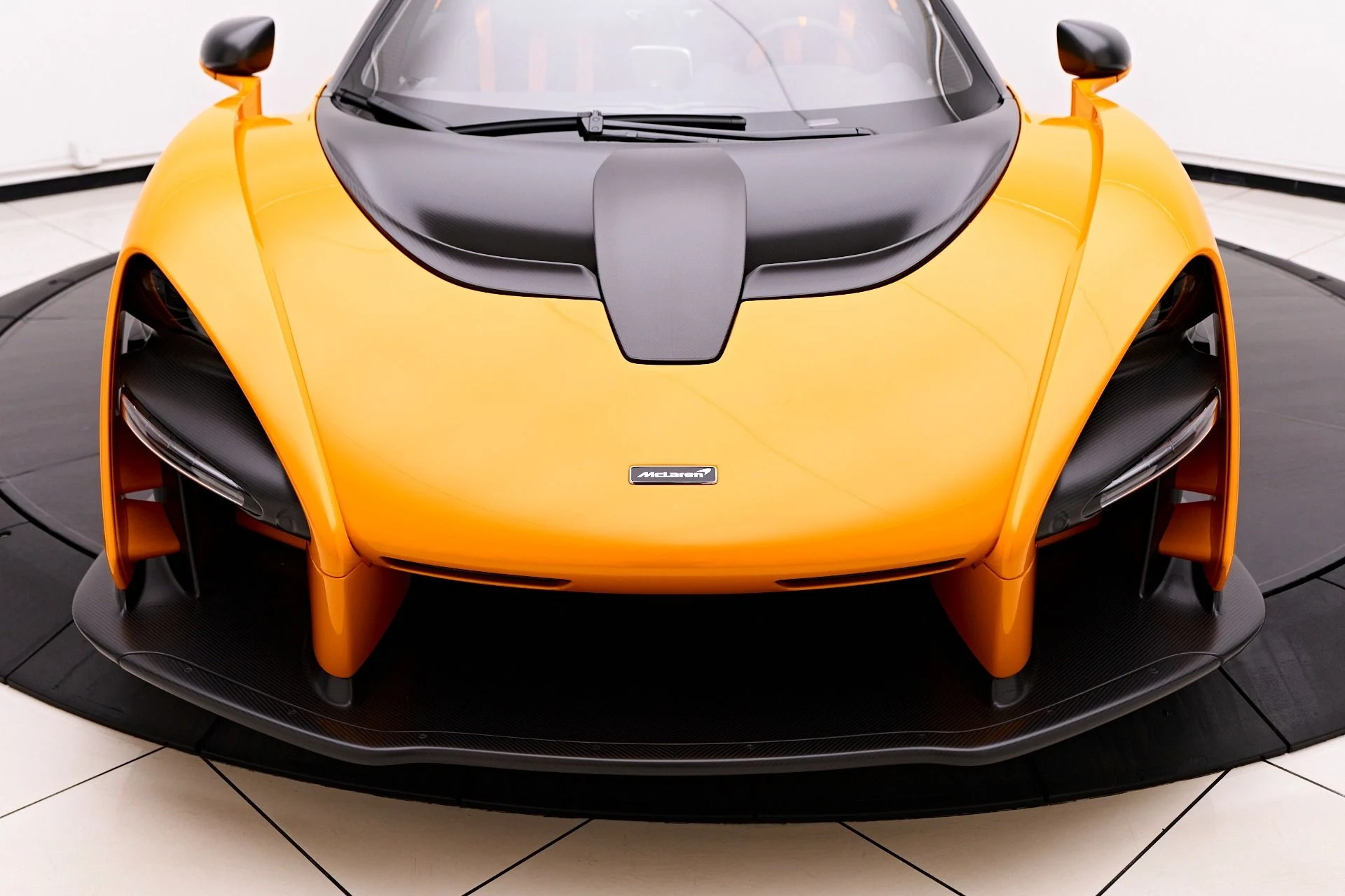 mph018_2351668398_Used_2019_Mc_Laren_Senna_1766516201_dc5d98c3f2