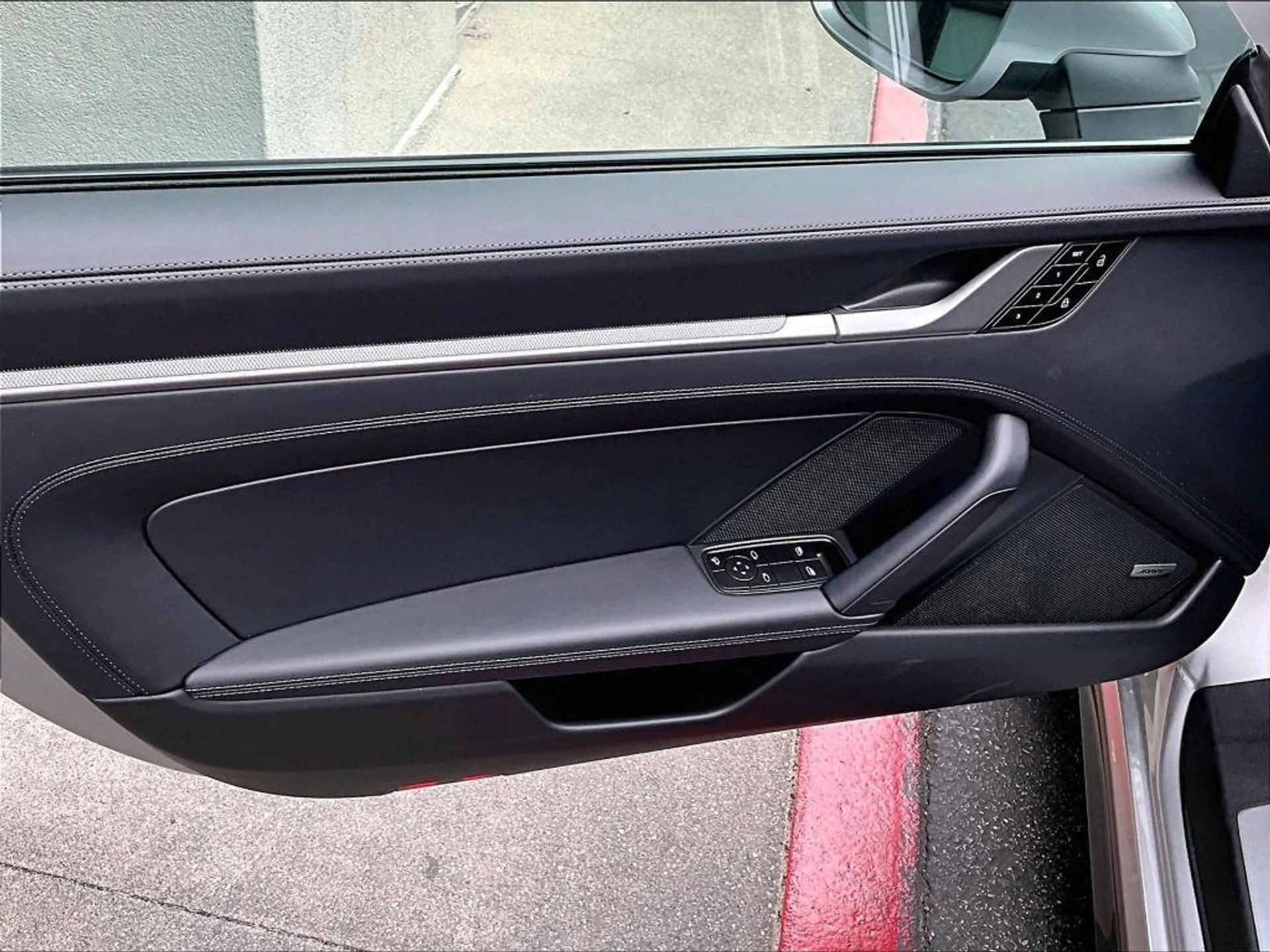 mph018_2351671844_LV_2_Y1w3_TZ_Fm_HH_Ki_Bnk_Eb3_I_Arr_M_f13e18b675