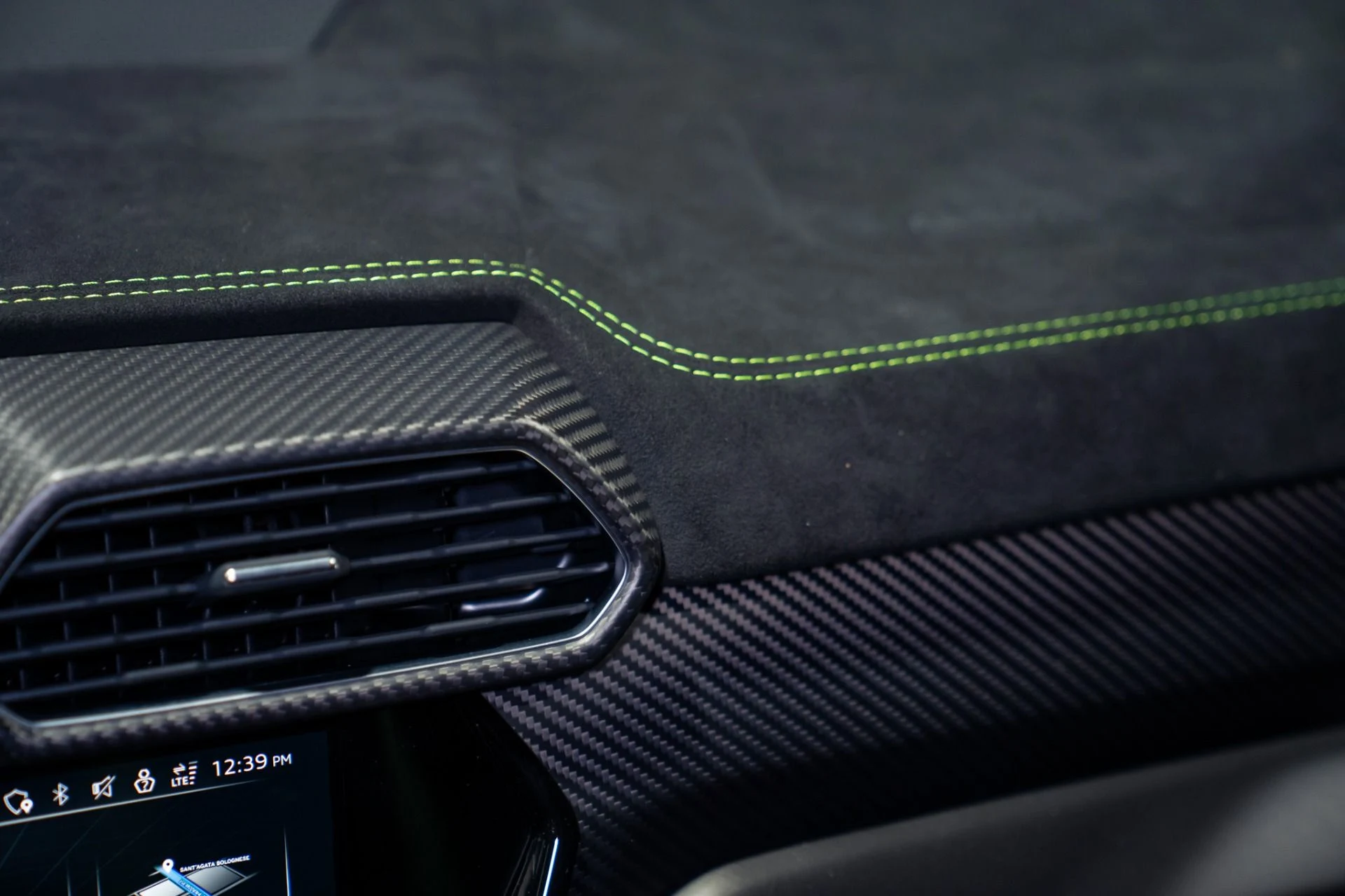 mph018_2352202434_Used_2023_Lamborghini_Urus_Performante_Full_Carbon_Pack_Stealth_PPF_1785519907_4bfd664477