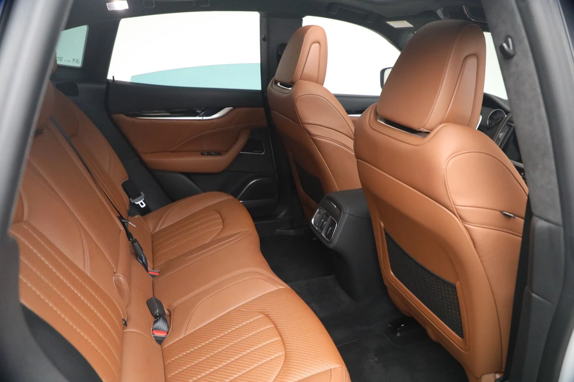 mph018_2359272808_Used_2022_Maserati_Levante_Modena_1765059797_6f379744a1