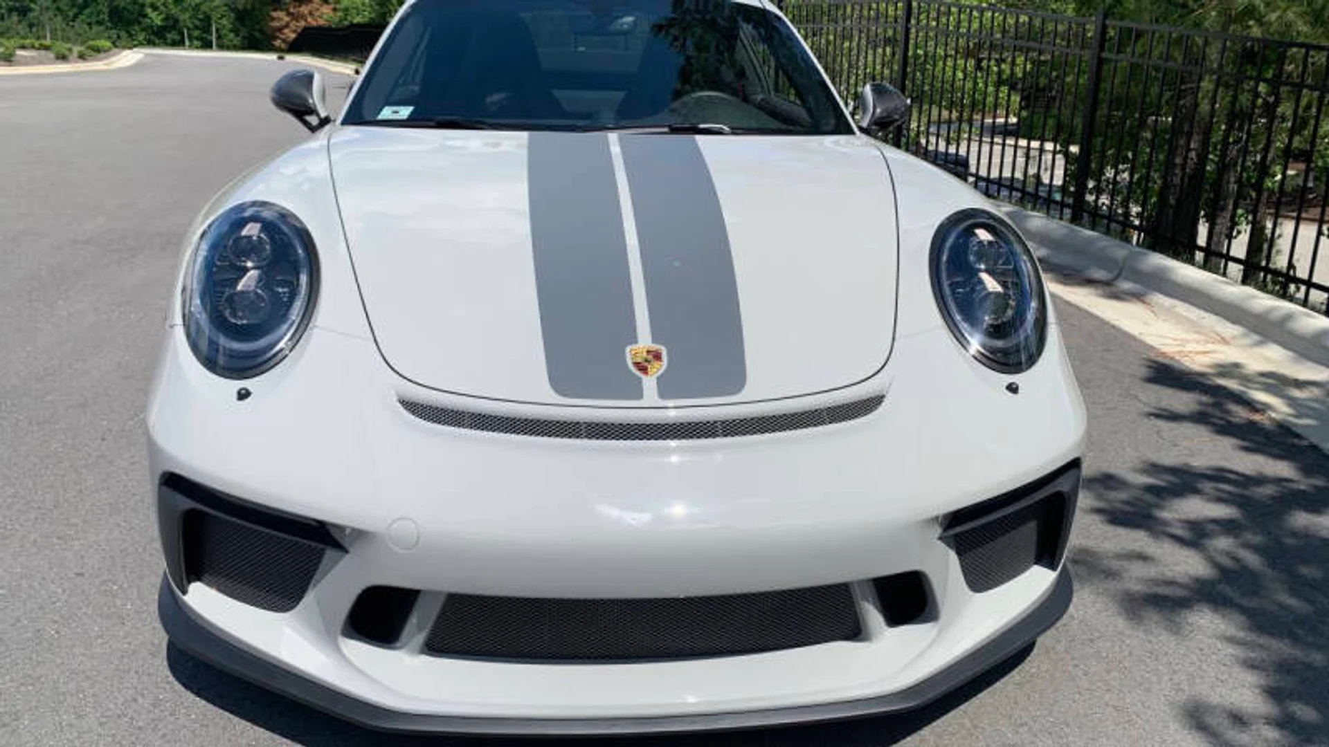 mph018_2361158721_2018_porsche_911_gt3_2dr_coupe_cbb8dd9268