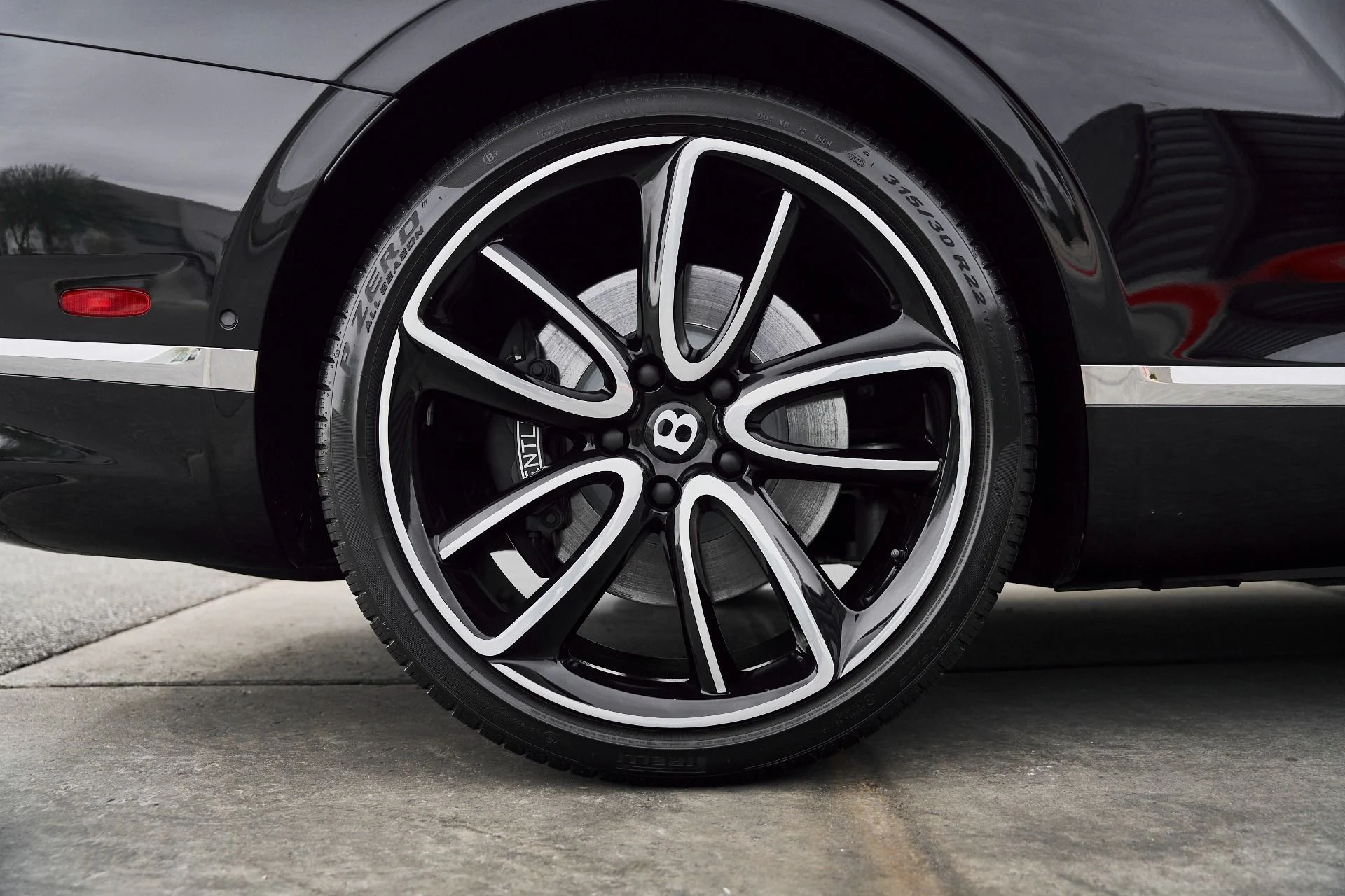 mph018_236383536_Used_2022_Bentley_Continental_GT_V8_1766784129_da4d0c59fd