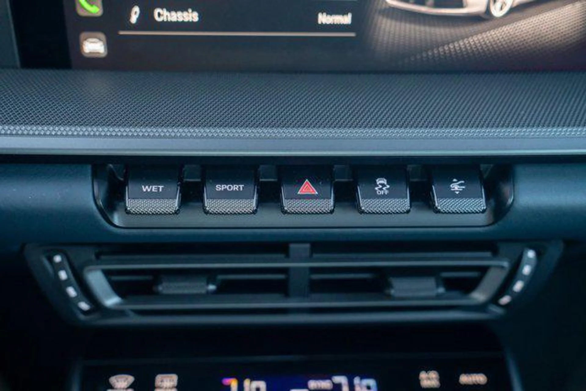 mph018_2365958825_Qu9q_AO_9n_Sh_IG_Fzo_Cvre_Rh_CB_7_U_a3f5eab151