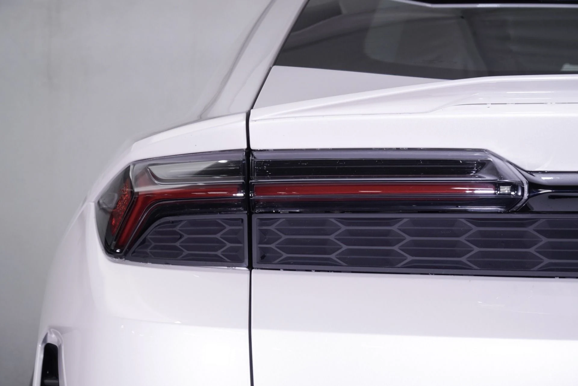 mph018_2371010035_New_2025_Lamborghini_Urus_SE_1770747580_333b3a789c