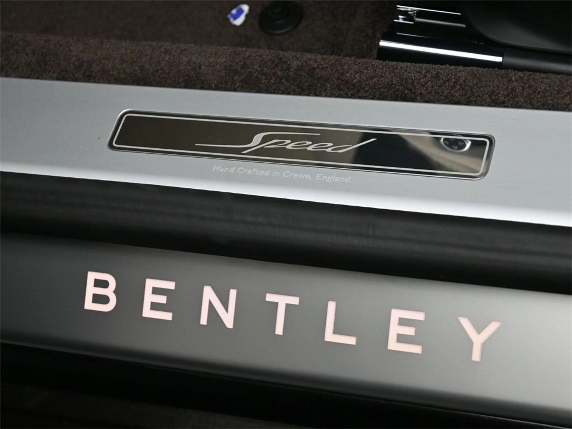 mph018_2377252581_87f4891935b9fb1b4d2f5593d16338b8x_e8264c1b58