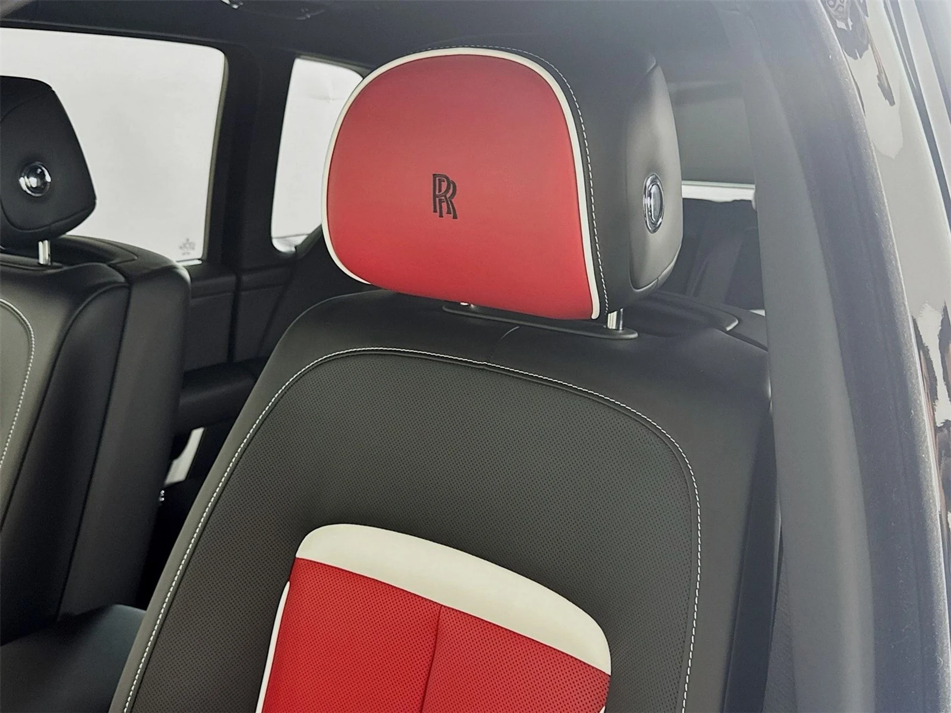 mph018_237950114_cd21a05c2b5b9f2c31c5d2f1f5b9d510x_811be459e9