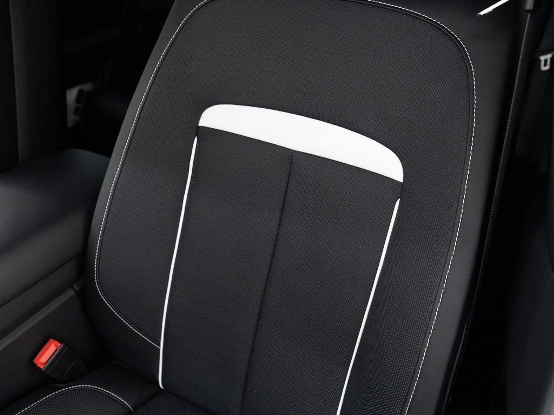 mph018_2381600830_fe8143f4c5e7d56ad6acbf0b5a4a9fa7_527b3e9763