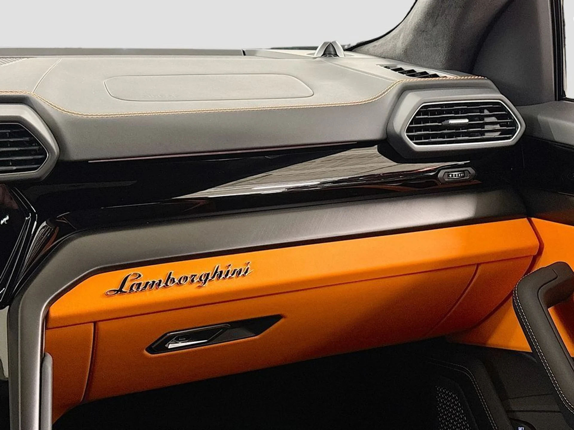 mph018_2389397471_eff922ef505a2a3505c5d373fcf188a8_7212cdb50b