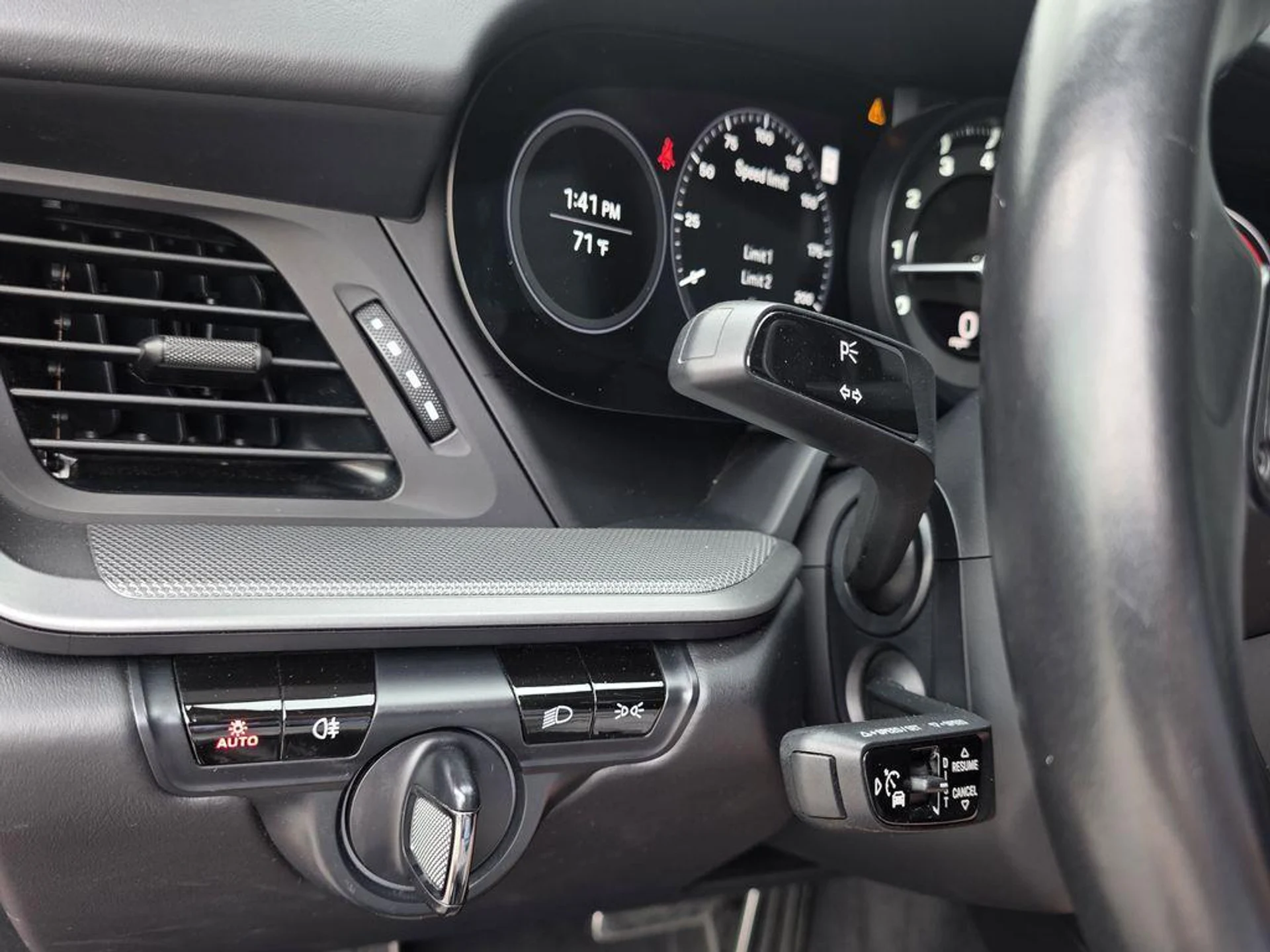 mph018_2390144942_XS_Ho_FO_Ct_NT_3_Nc2h_GBP_Eqnri_J4_a79295f570