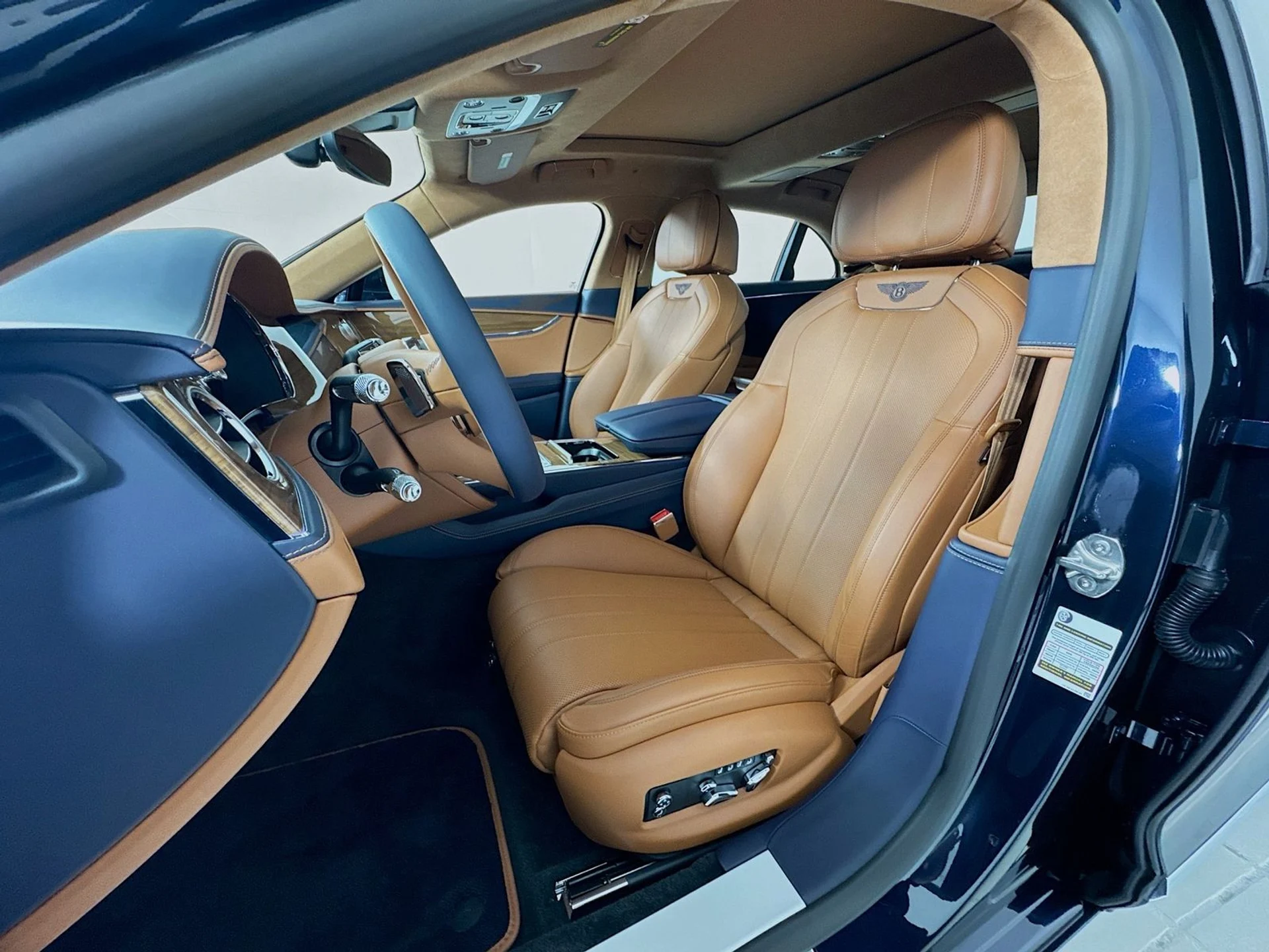 mph018_2391592797_9f0075965c79977dee86166a08c203e5x_f64c2a1bb7