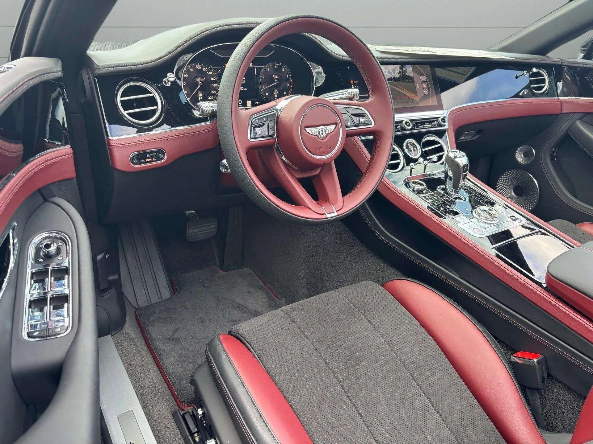 mph018_2396168939_03cf326a40fc4408bbc8aac788c9db48_88d2e09145