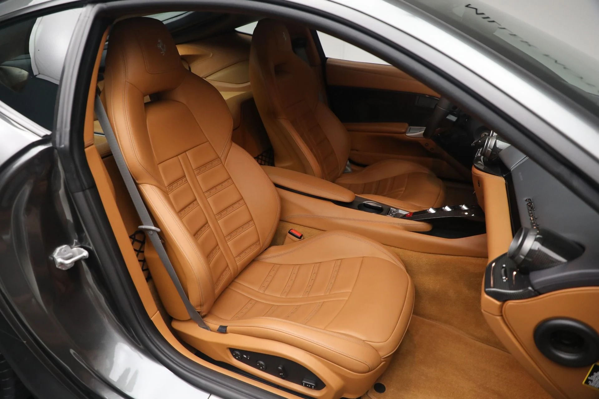 mph018_2396761397_Used_2014_Ferrari_F12berlinetta_3bf74990d6