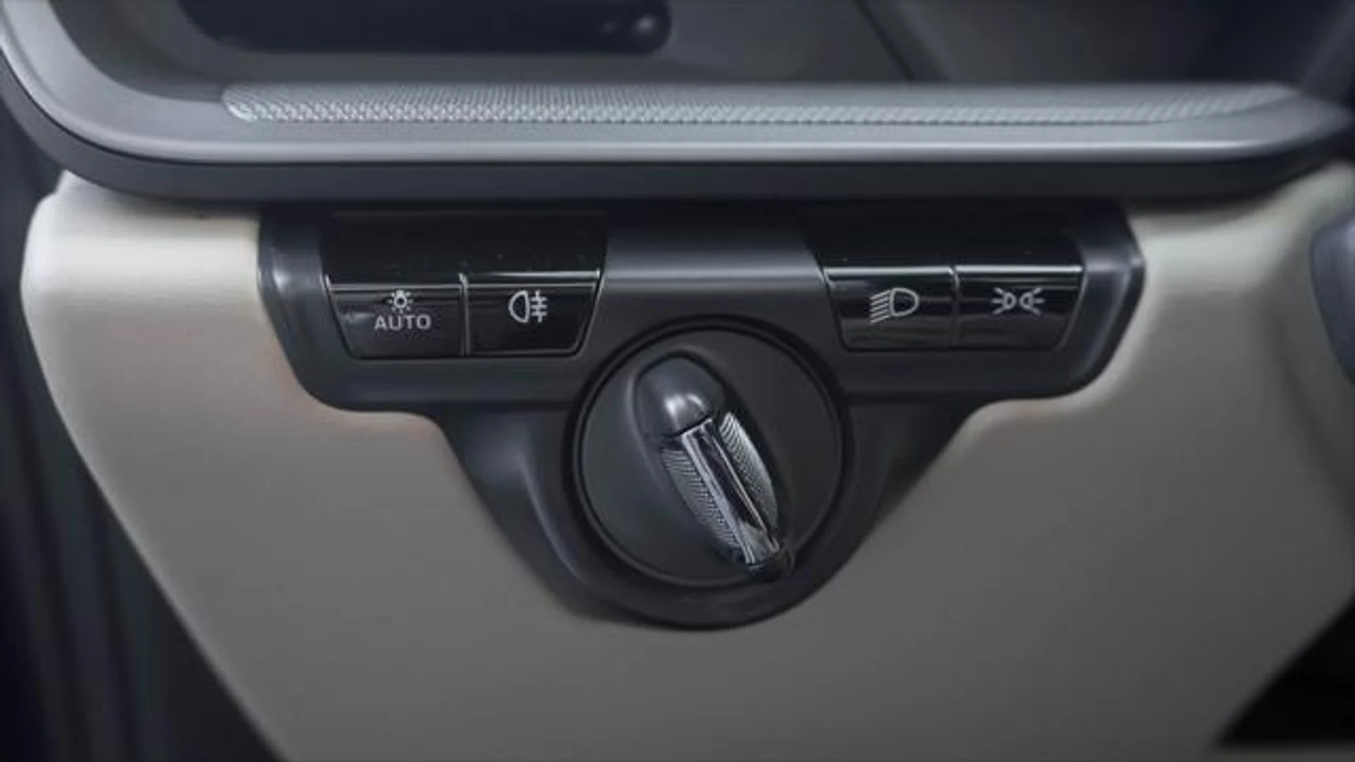 mph018_2398576370_E6lb4vv_K9_Zm19_J5qvx_U_y_J_Xe_P7_M_7ff48a99e3