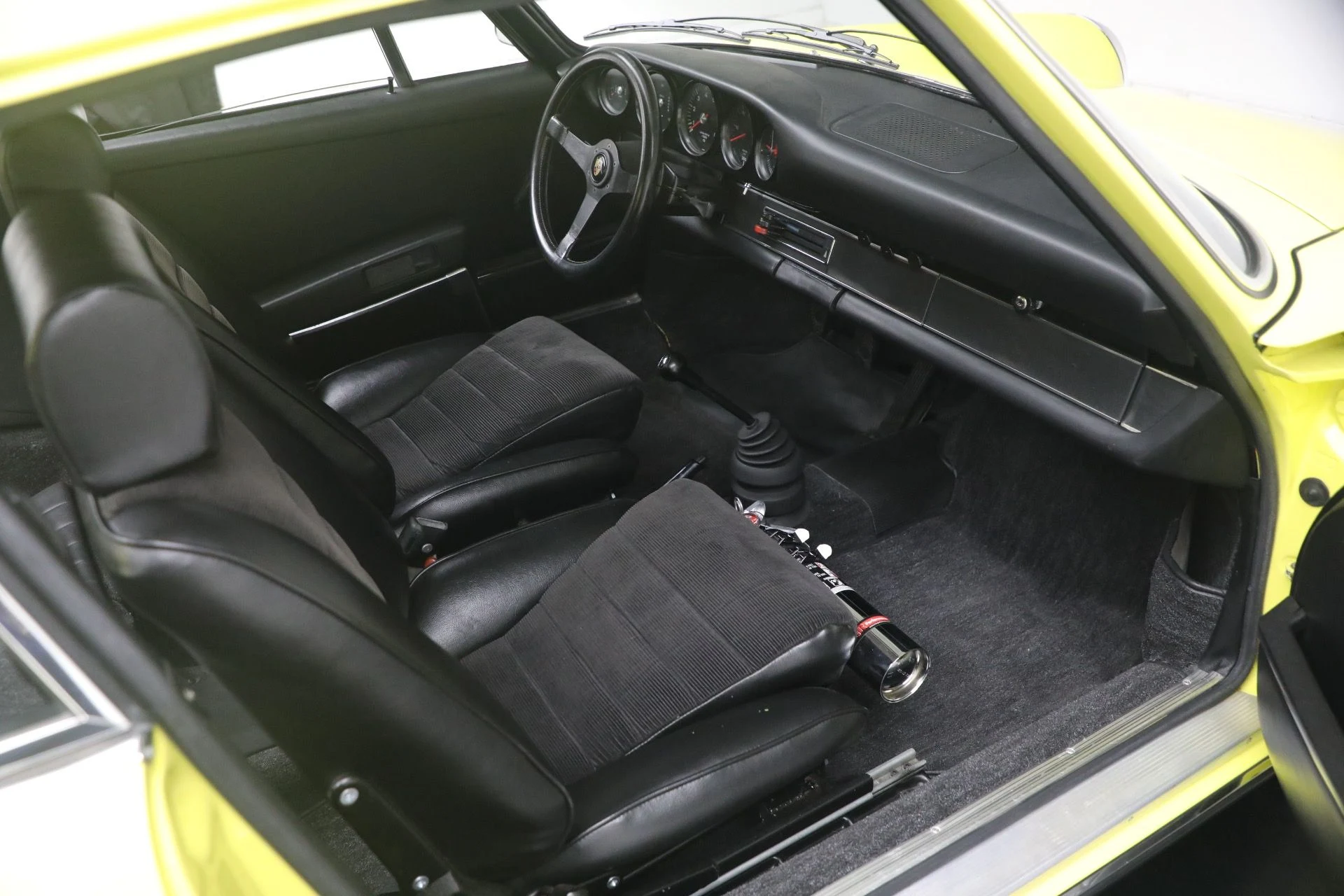 mph018_2398831939_Used_1973_Porsche_911_Carrera_RS_M472_1788297860_2058dd1c90