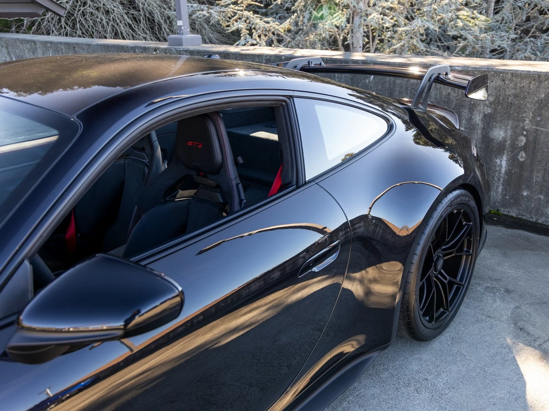 mph018_2401589809_19_77c401ba88