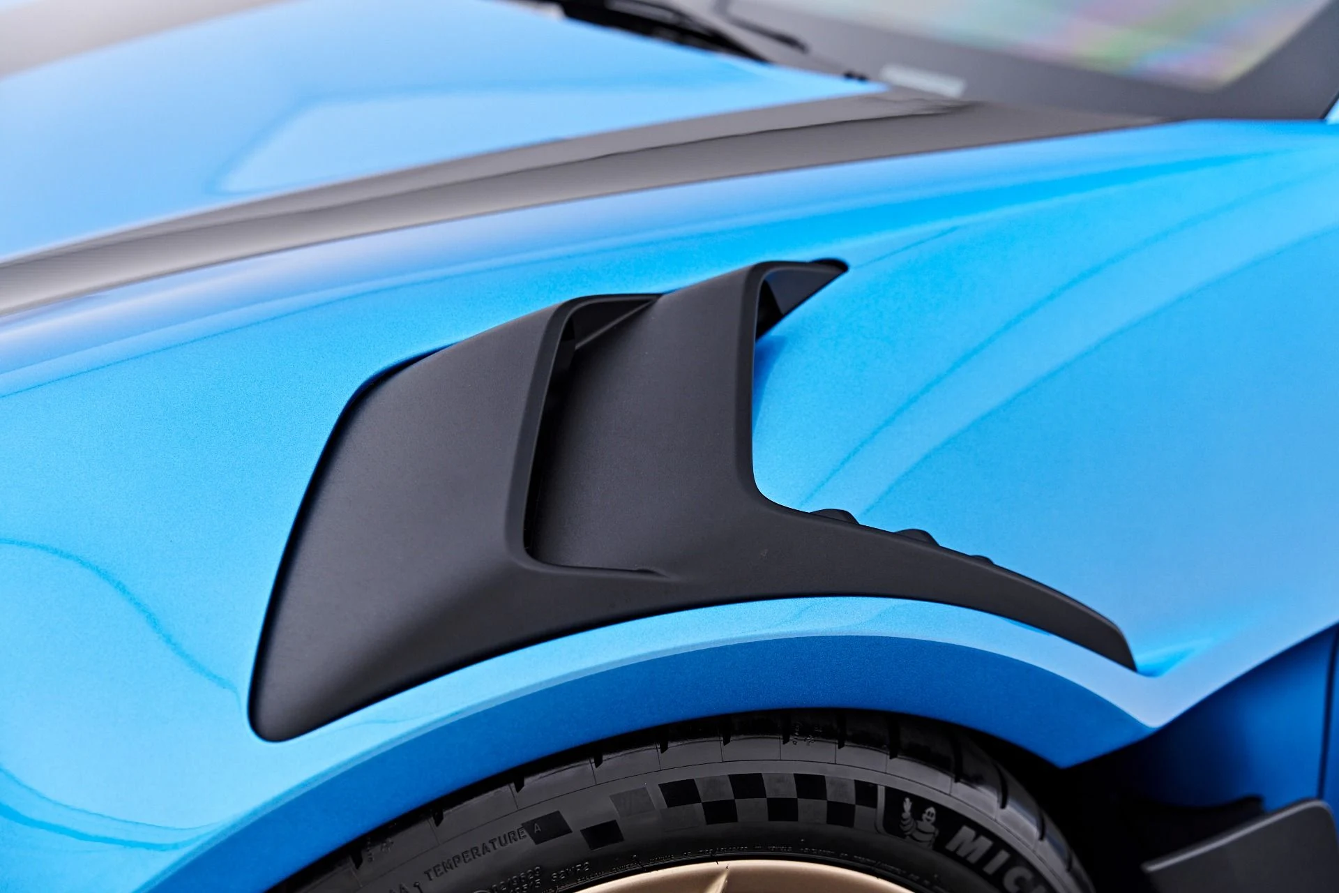 mph018_2405825600_Used_2024_Porsche_911_GT_3_RS_1789729410_dde4a26819