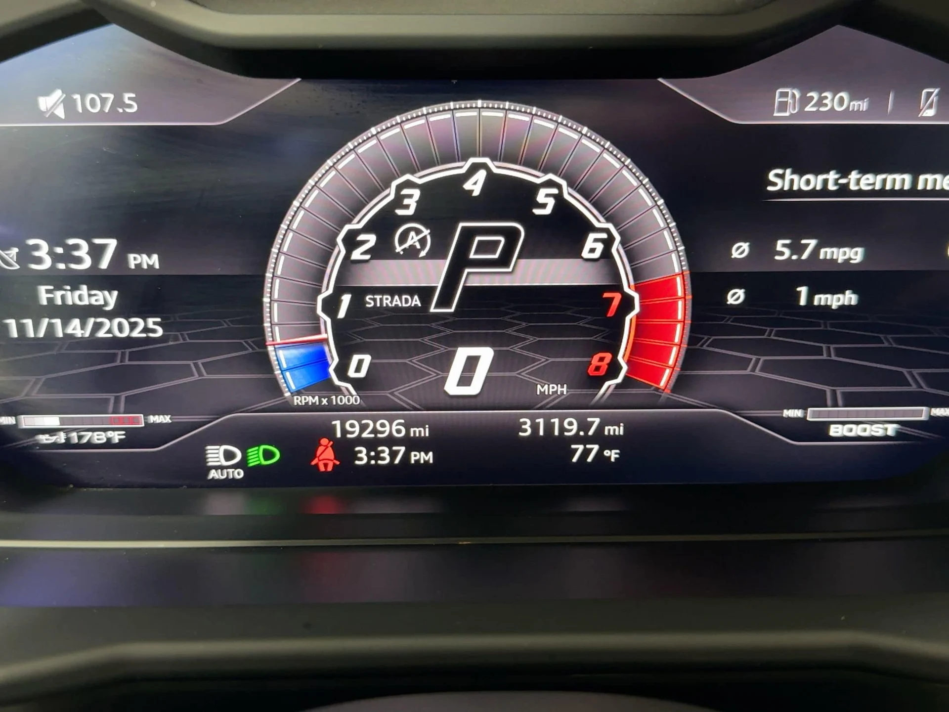 mph018_2406796738_b9bafb27d2d36ceb7b51c57571c7e370x_4ebe1d68e0