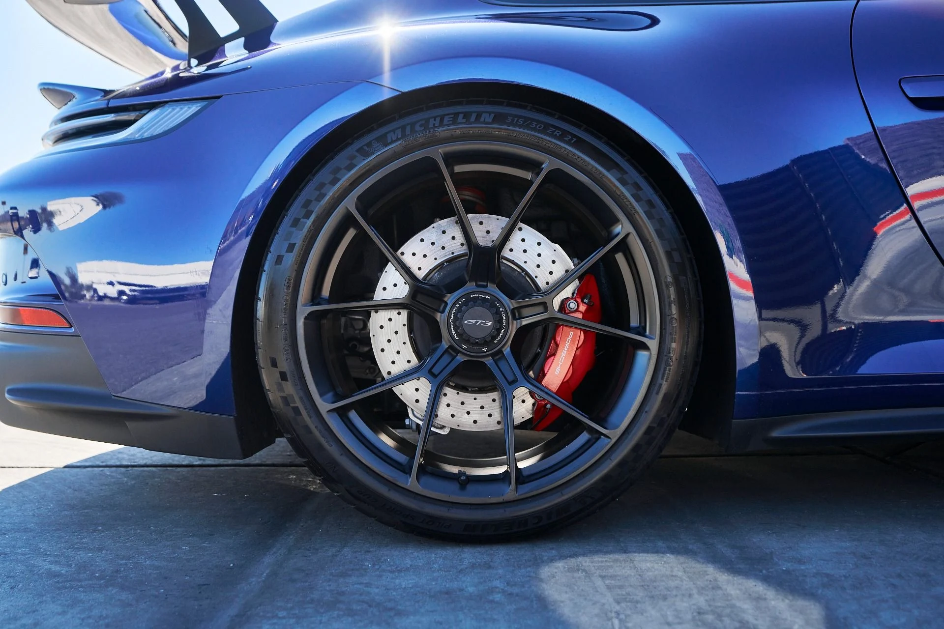 mph018_2410132908_Used_2022_Porsche_911_GT_3_1761959358_3b8bf4873d