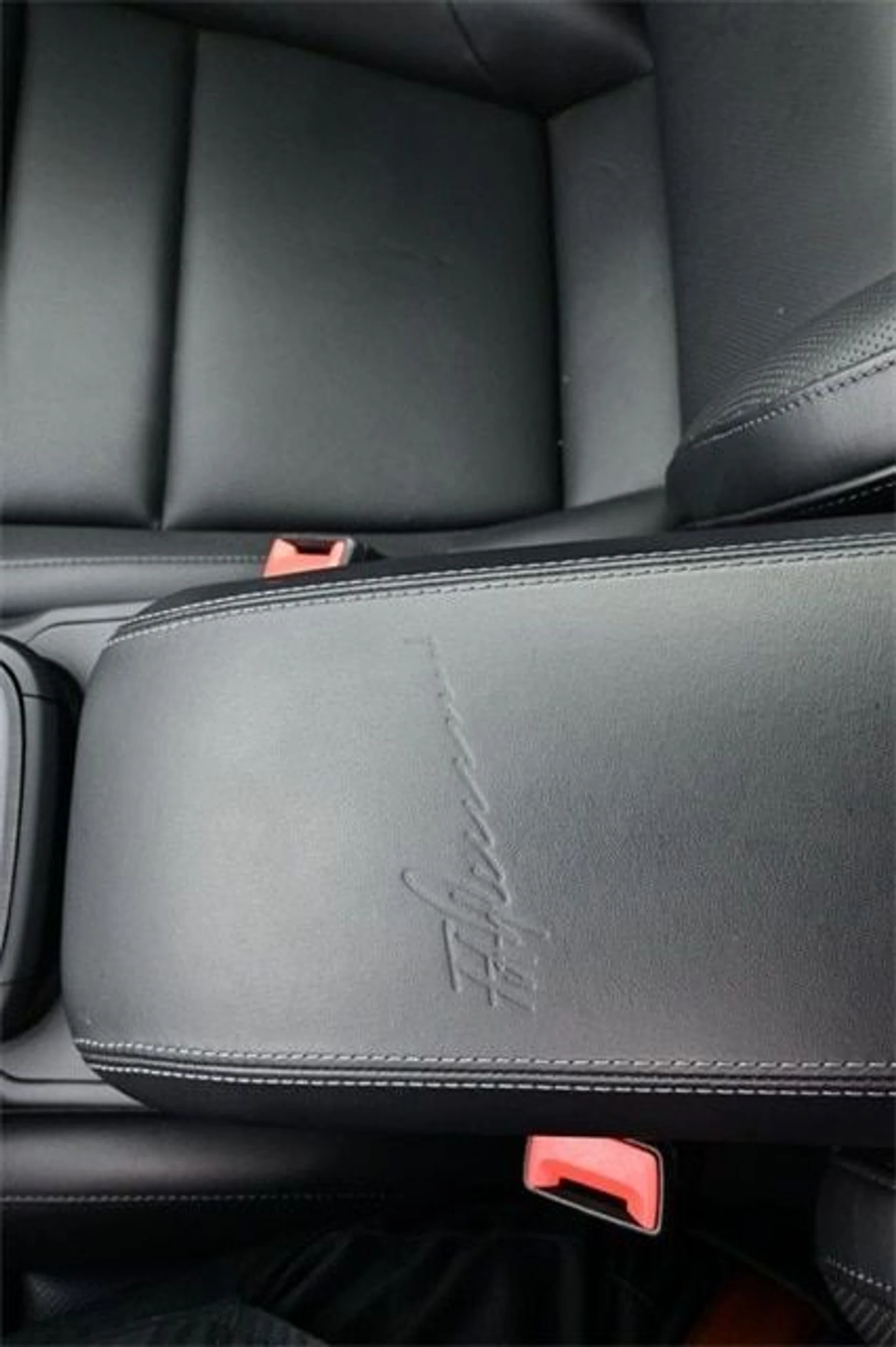 mph018_2410543016_fad3102aa6a9a22c5b67b7c58a126921x_1e34dddc1e