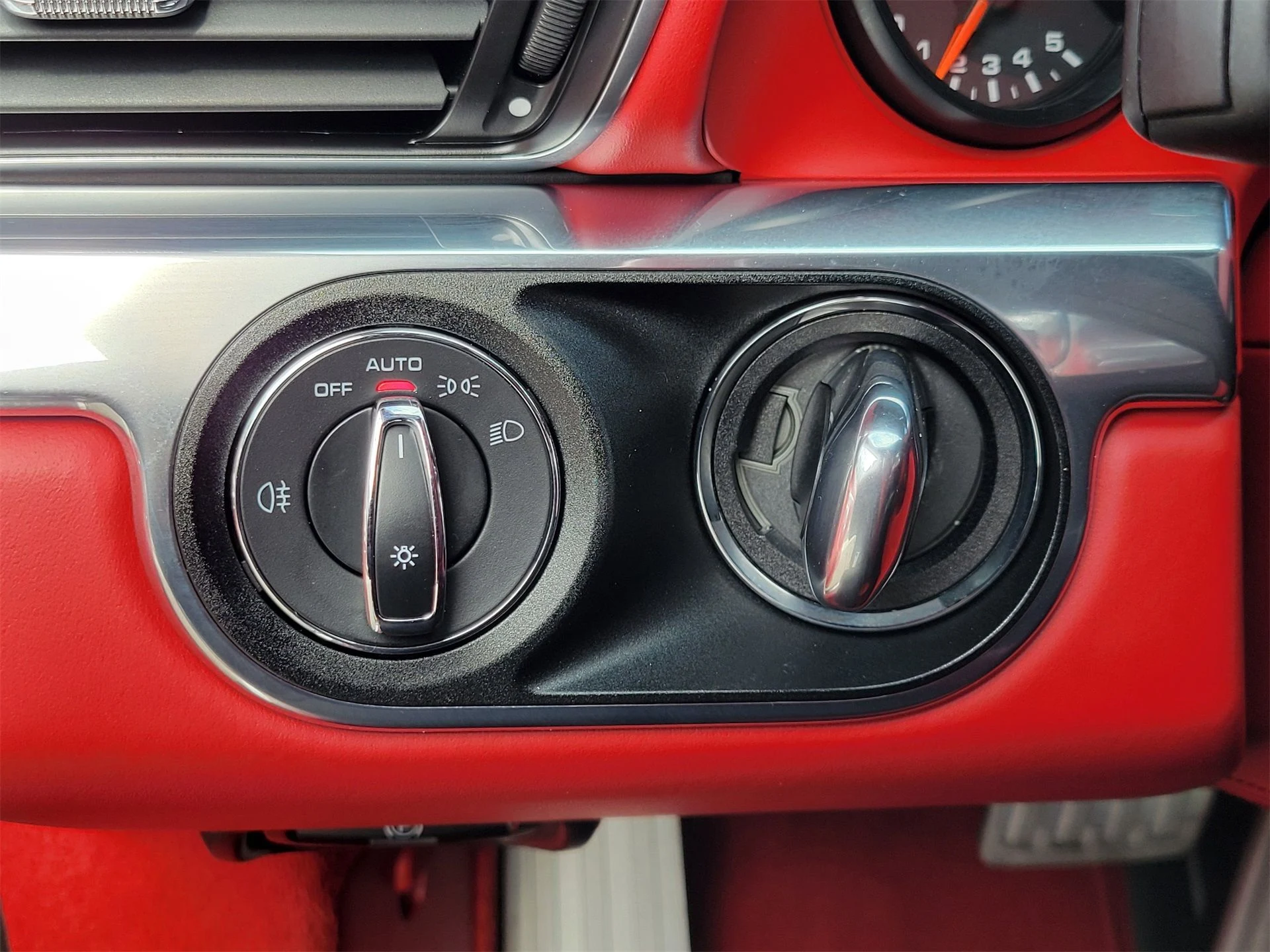 mph018_2413320930_f0a5b4fea34c9eb680662f003cd31881_a2552b95de