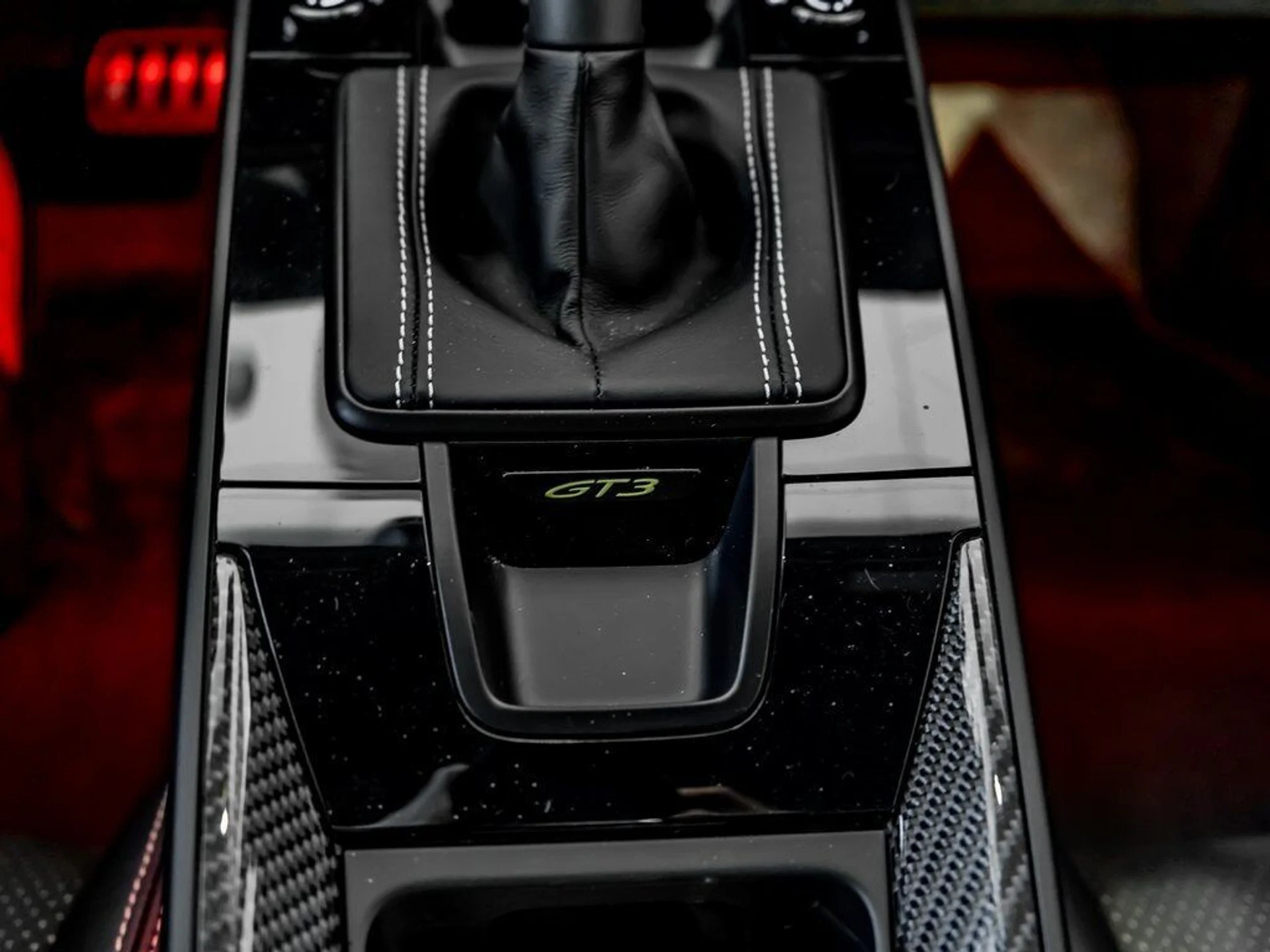 mph018_2419595640_e3989bc0d2a24b2d932c0226d9ba5e8a_d89ec8555c