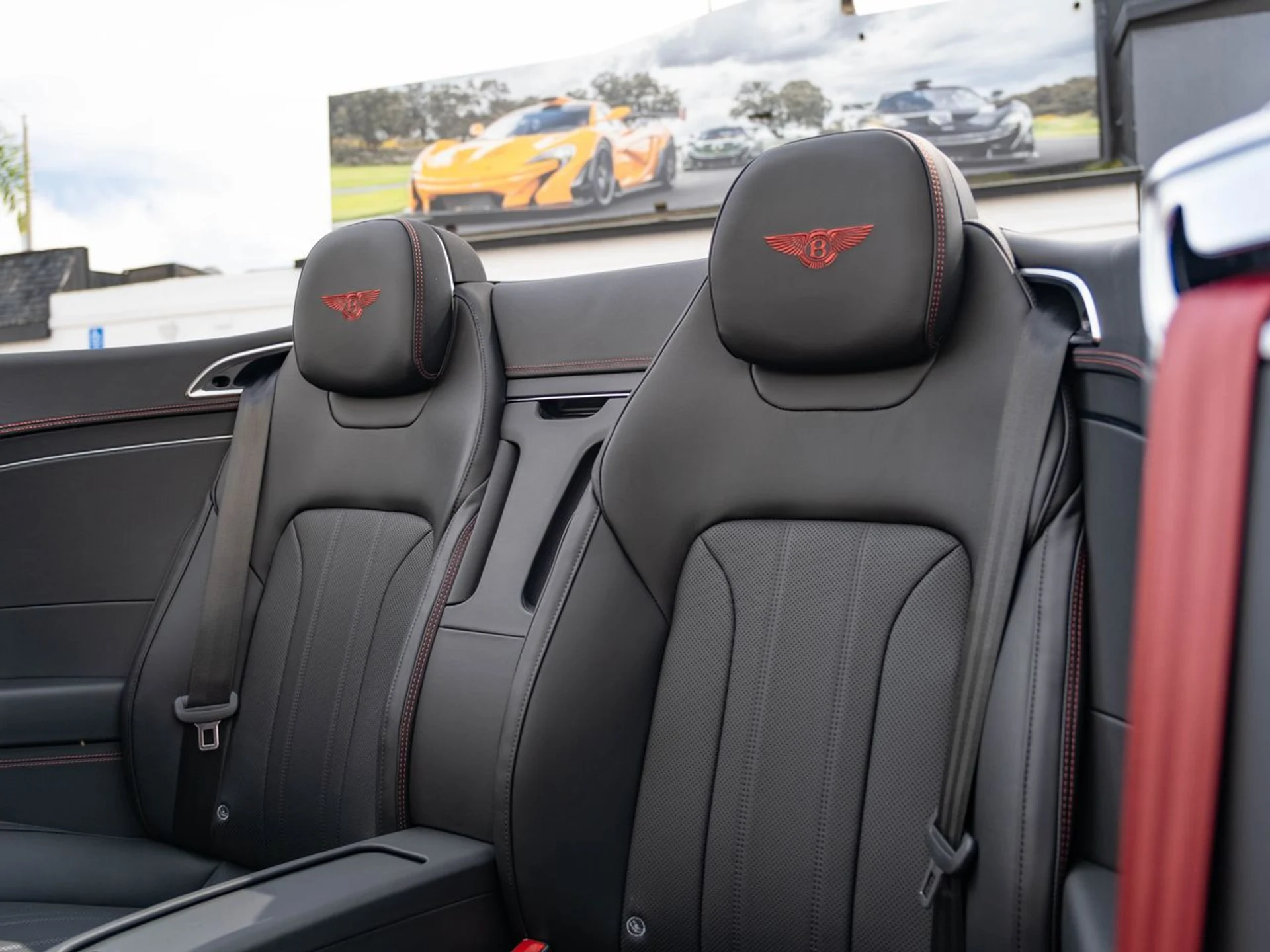 mph018_2428204835_3f51b1aa2d8de442e0819dd114416b75x_c76e2e9942