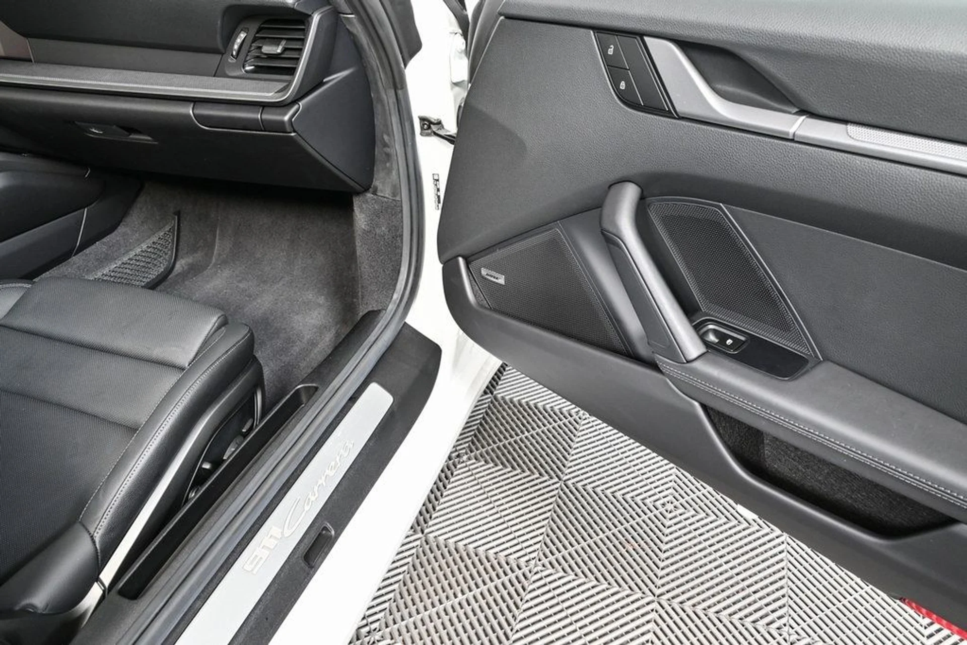 mph018_2429136277_5d5467e39fb1e6c089de9b2998321d0d_dceb23668f