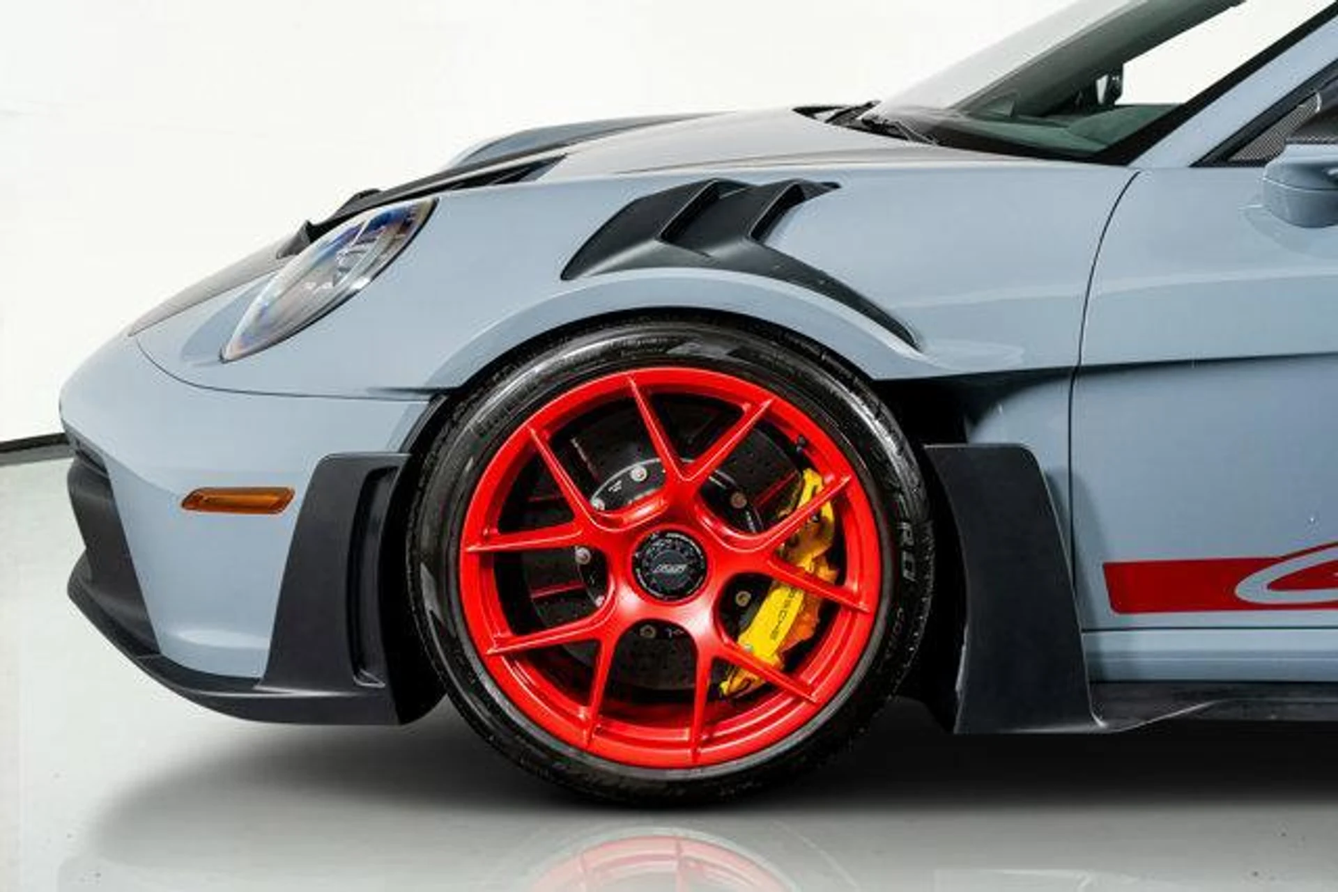 mph018_2430336932_S_GX_o_O0v1_Am_K9_E0x_Gqg70e_Se_Q_ac65d47163