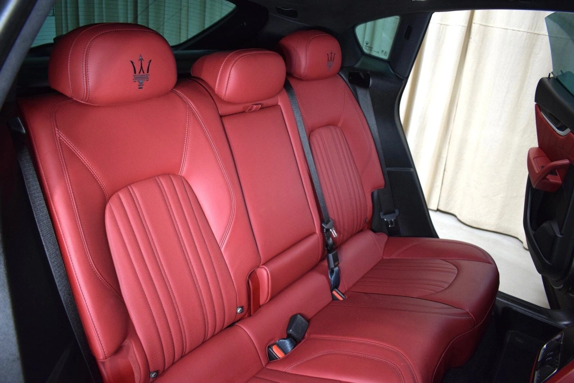 mph018_2436073461_45c759e822ca2f19bf1ac5b928f3960cx_7d601ea5b5