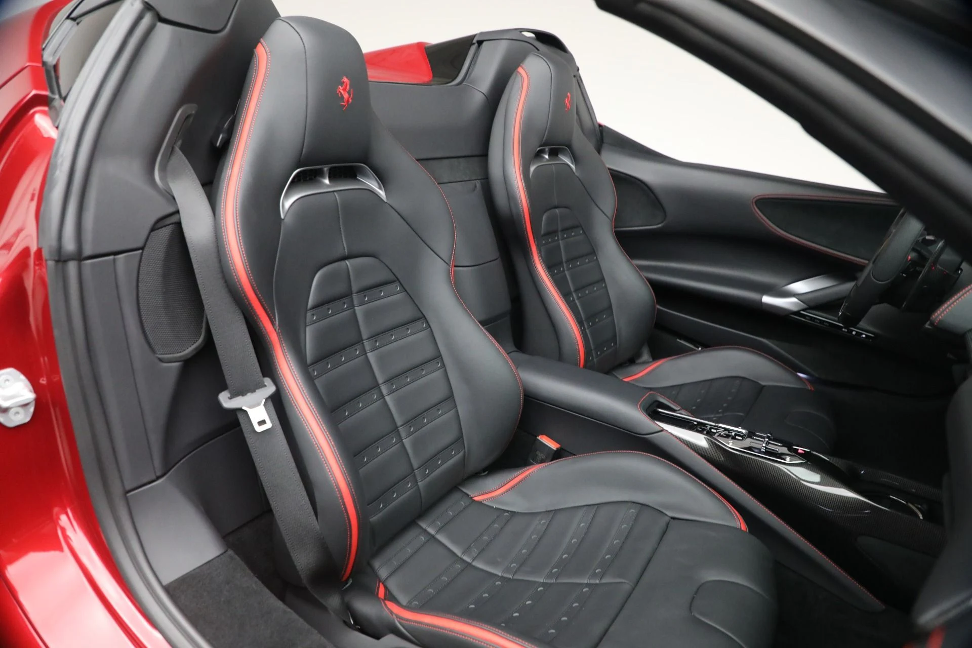 mph018_2437598230_Used_2024_Ferrari_SF_90_Spider_1789161523_949efc2a3a