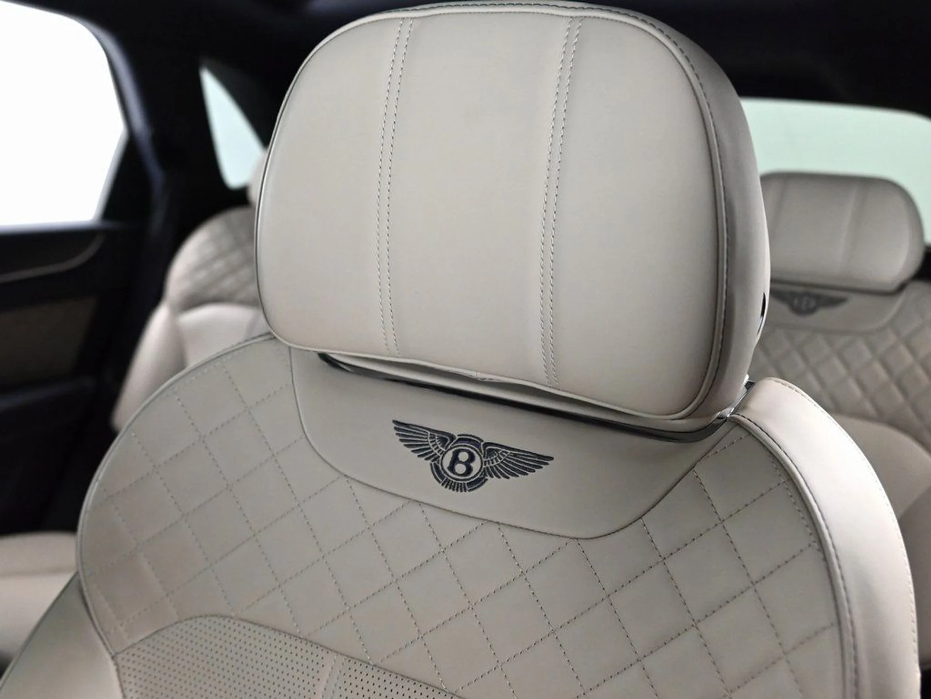 mph018_2440198769_80beb309e7667060631fccb19da7407c_2f6fedf925