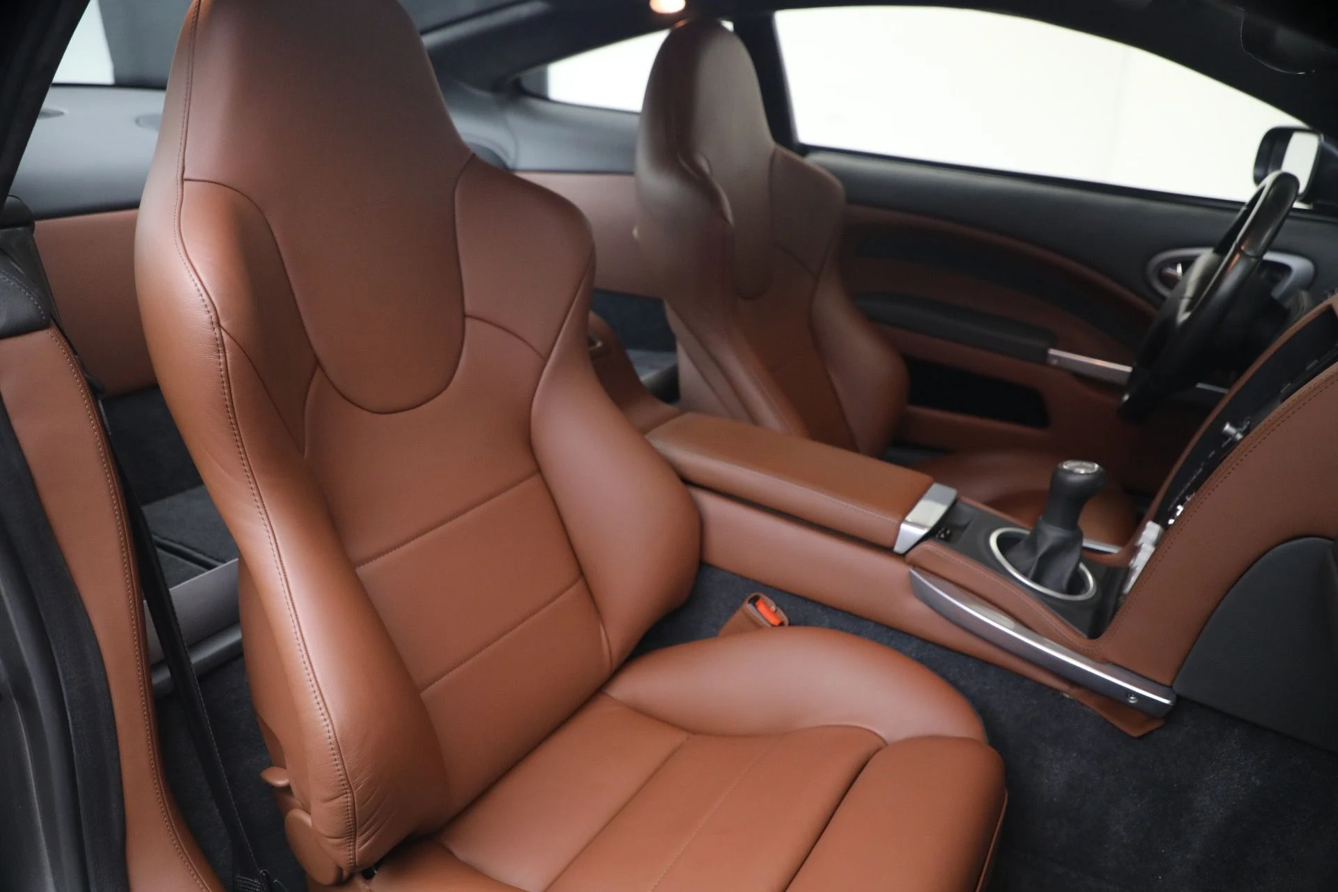 mph018_244080704_Used_2006_Aston_Martin_V12_Vanquish_S_1792851745_89ae96967d