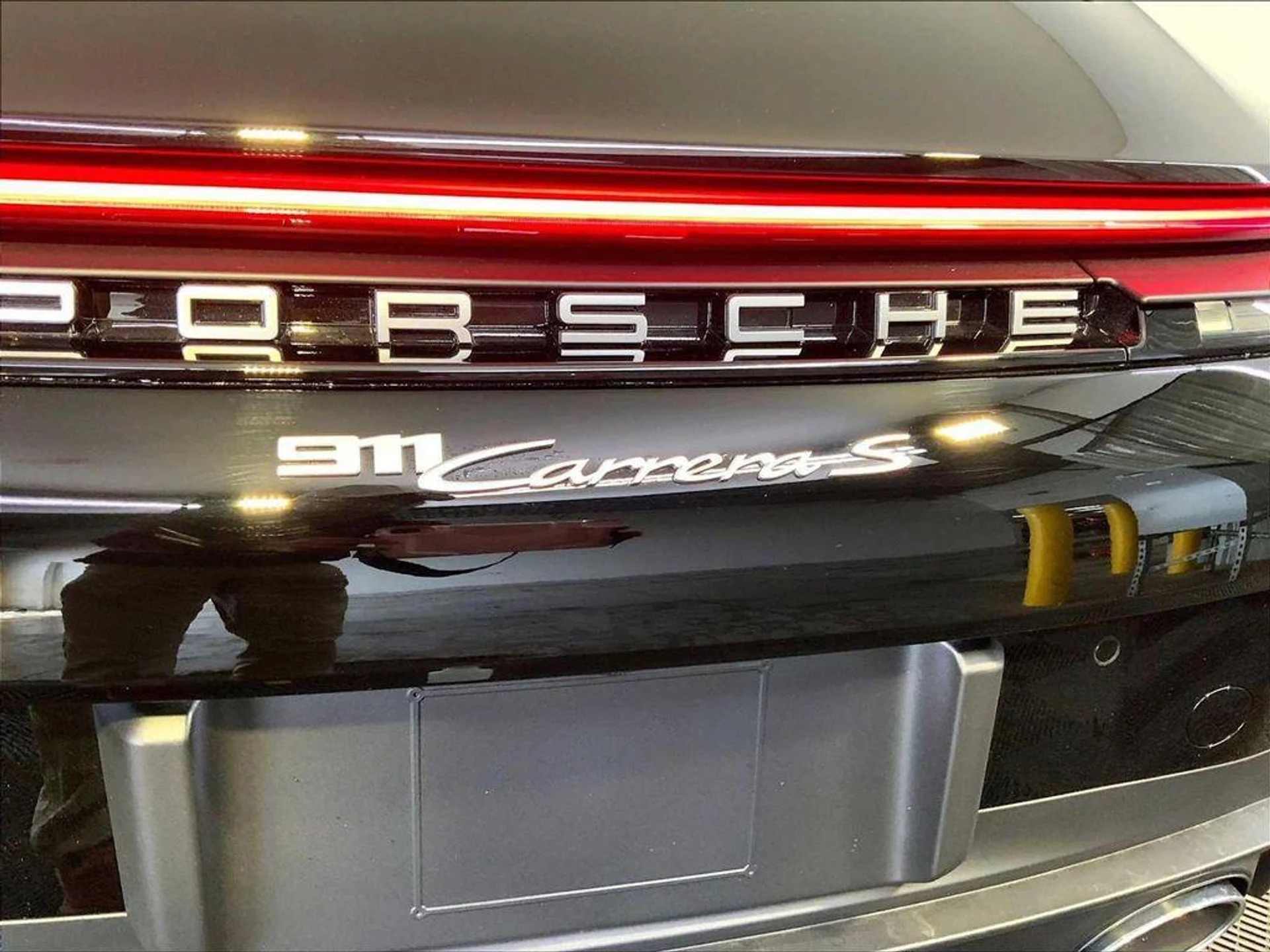 mph018_2442771133_bp5_EHFK_Xa_QY_Ch_Sw2_M4izmvxs_FB_8_13b567f0d7