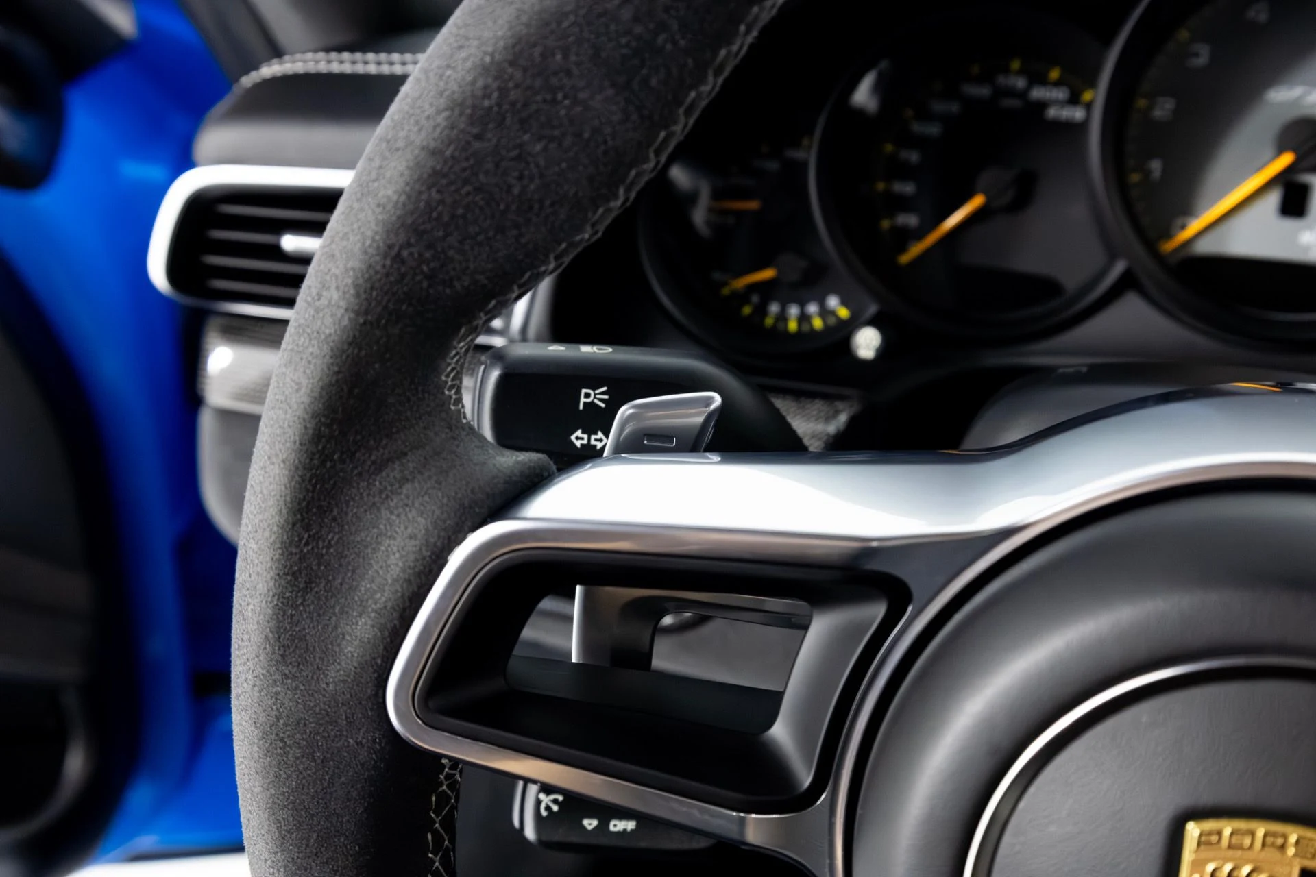 mph018_2444335481_Used_2016_Porsche_911_GT_3_RS_1769037875_5939834111