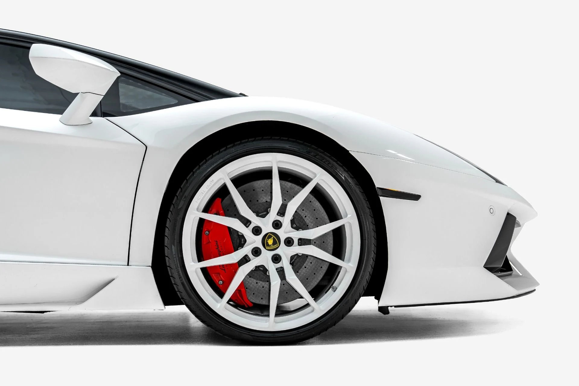 mph018_2446242488_Used_2016_Lamborghini_Aventador_LP_700_4_1790099088_0a0cac7126
