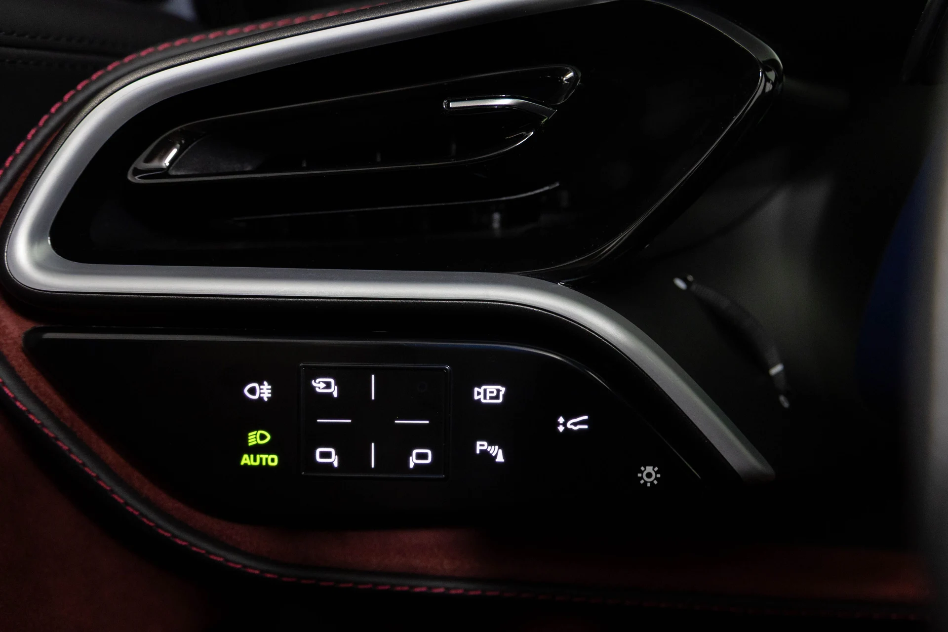 mph018_2449307675_12406f0d6e72a4cbaac71a78e2c7d71e_2f2953978e