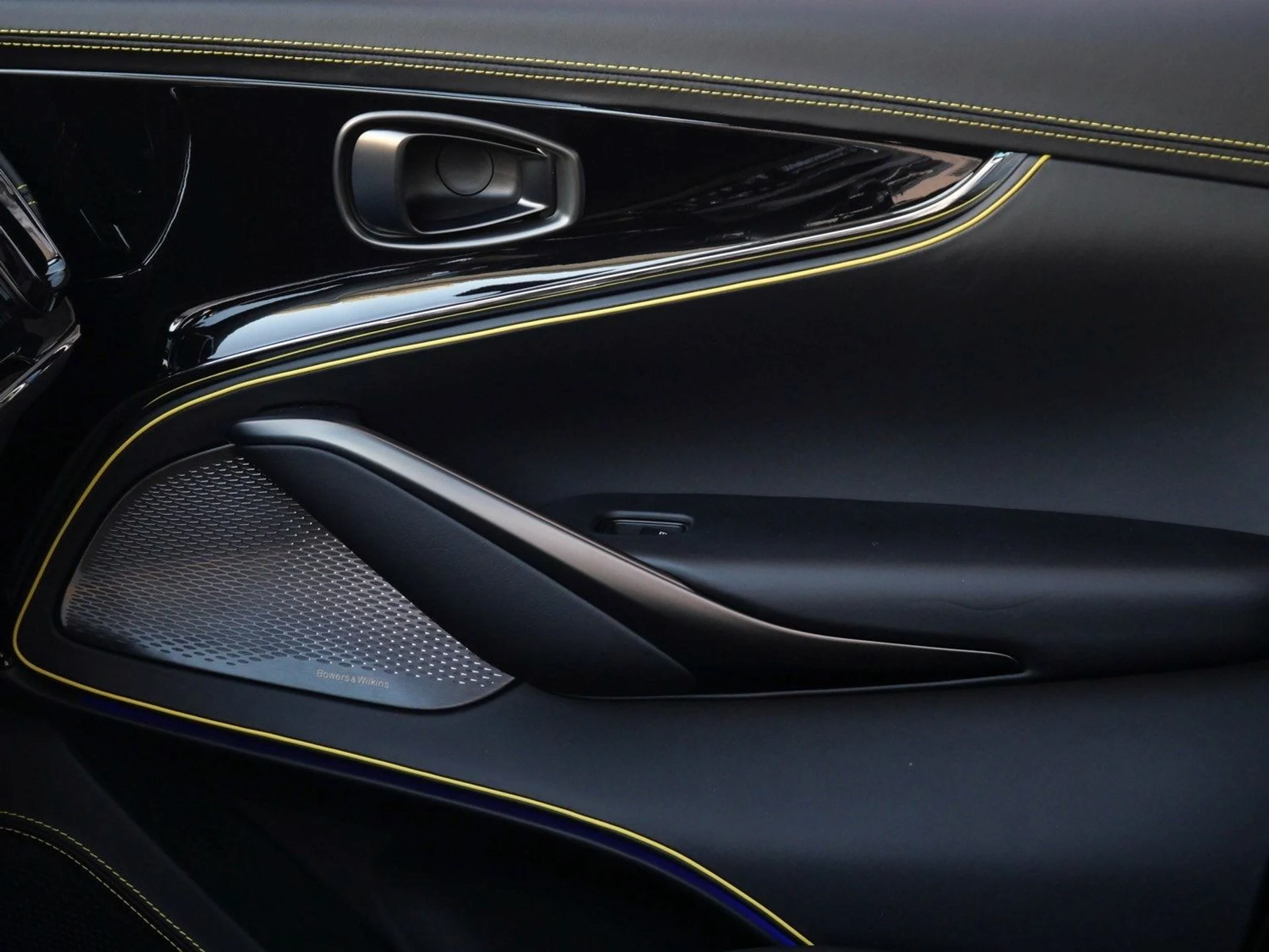 mph018_2452486298_bbaf5d1e12bf2467710660e4efd8d3b0x_507057c092