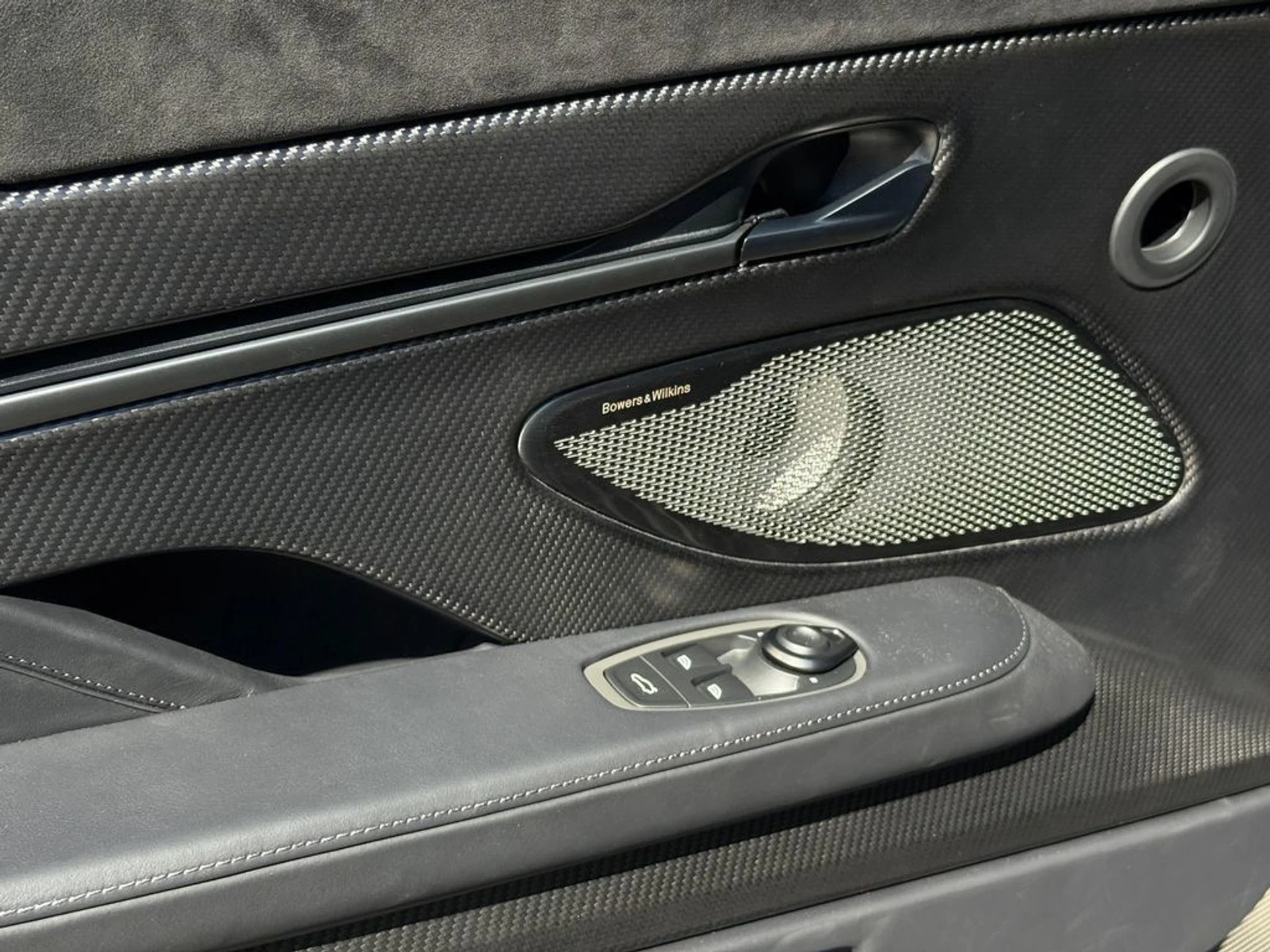 mph018_2459563427_bd8585fff39e40f69f74f282af1cdfc0_758a89ef32