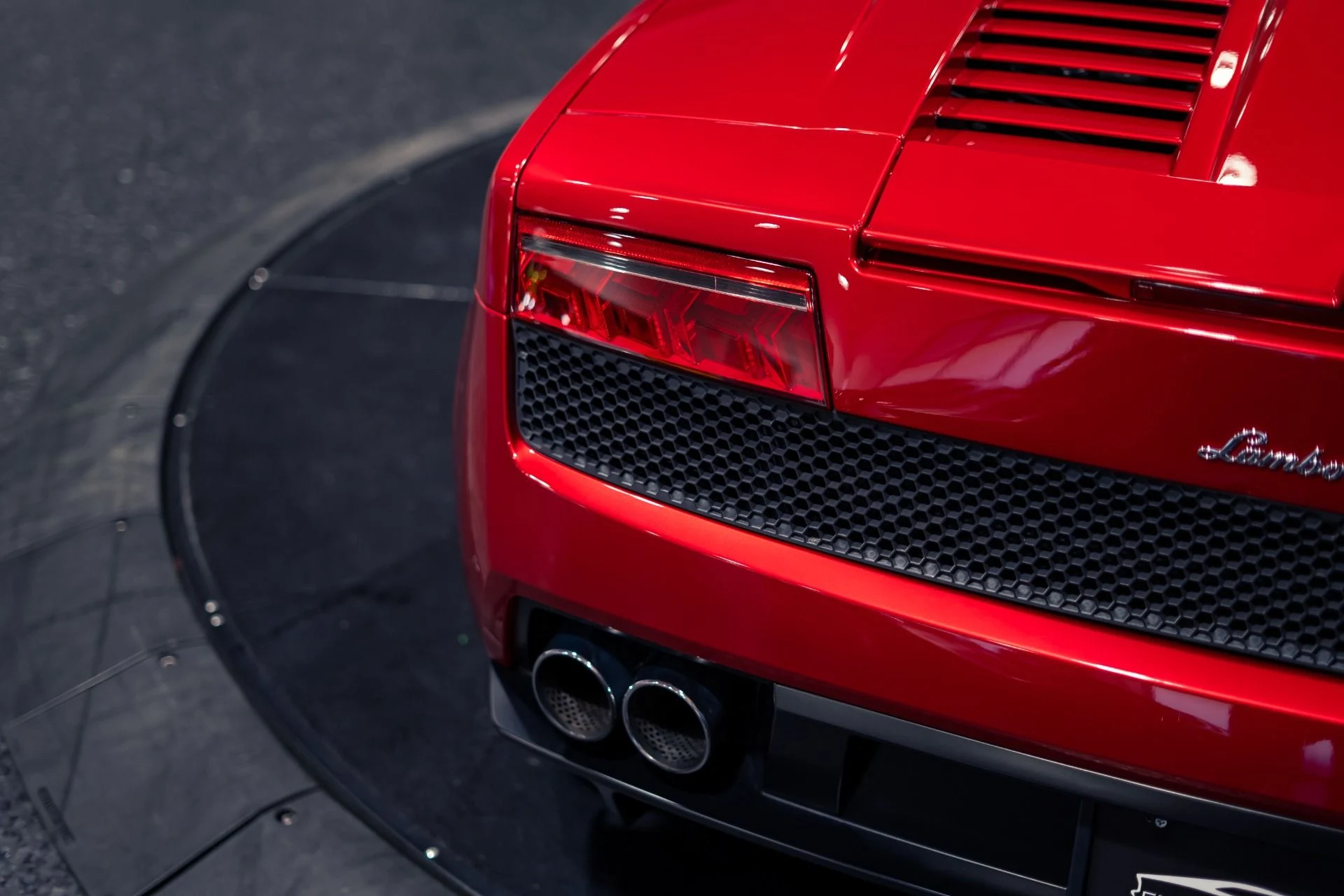 mph018_2460487153_Used_2014_Lamborghini_Gallardo_LP_550_2_Spyder_1780931604_0f3dd35512