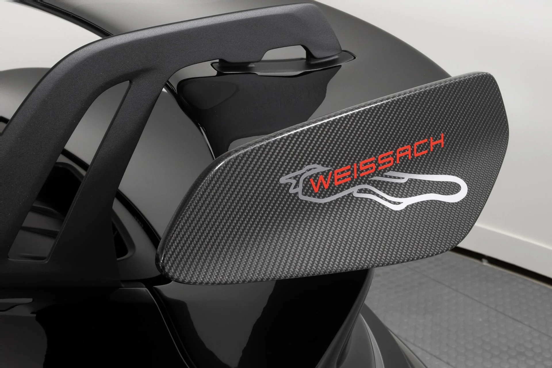 mph018_2461692182_f1e2a28cd6e31e9014fb7f07f64c9705_37ffc0edc2