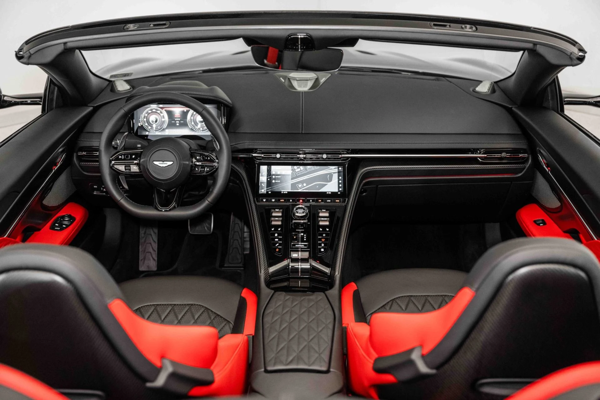 mph018_2476465113_Used_2025_Aston_Martin_DB_12_VOLANTE_Volante_1726938733_f9f4183049