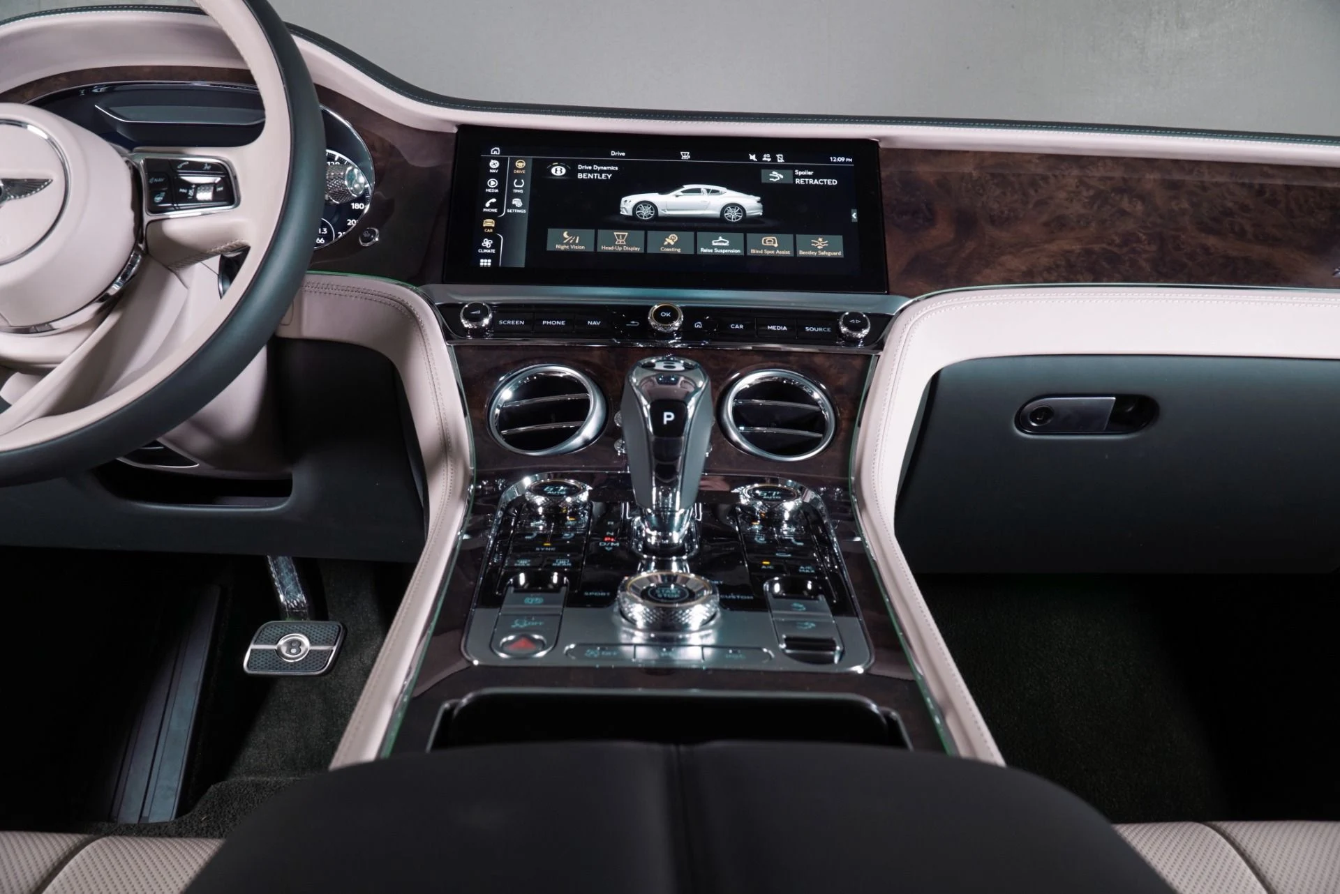 mph018_2479125682_Used_2023_Bentley_Continental_GT_Azure_1763049978_b6cf28fbcd