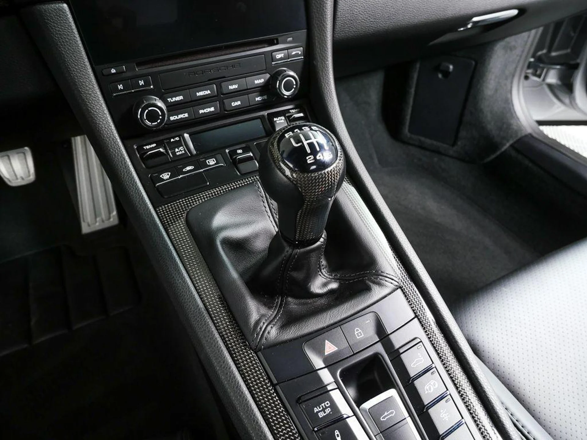 mph018_2479557326_4_HLIW_4y_T_Oagr_RDEQ_Rr_Yd_MH_Cr_Ts_eb9c6d1a1a