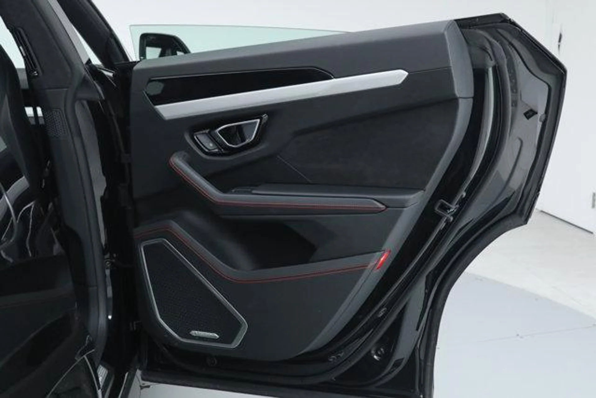 mph018_2481613283_ut_Rhq_UT_Tymjm_Re8_Cd_I_Ir_Dq_E_Zw_5bbd5ec78b