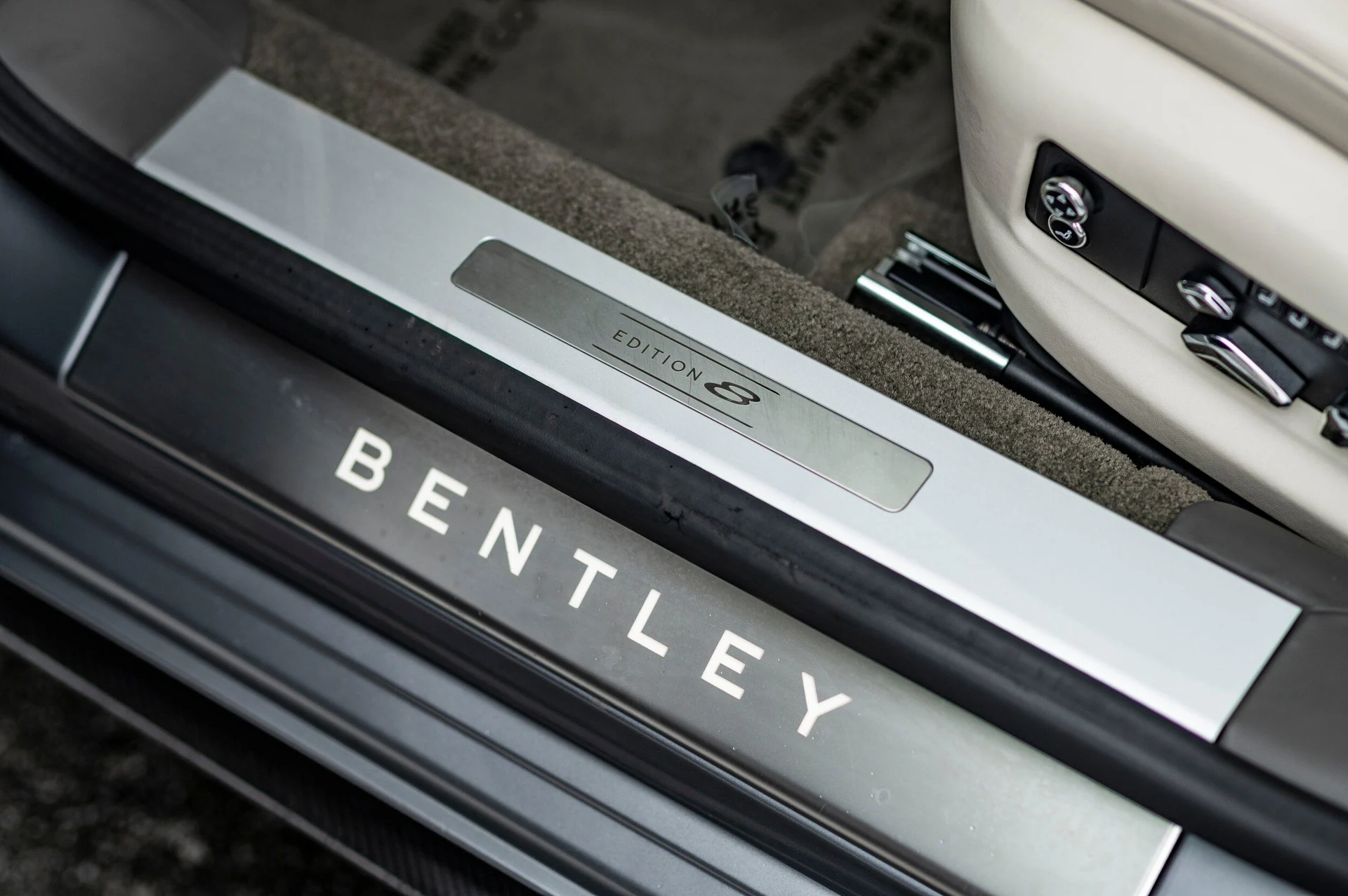 mph018_2481969824_0c18fa52953747d28889bc92dedc8b61_348c6a6190