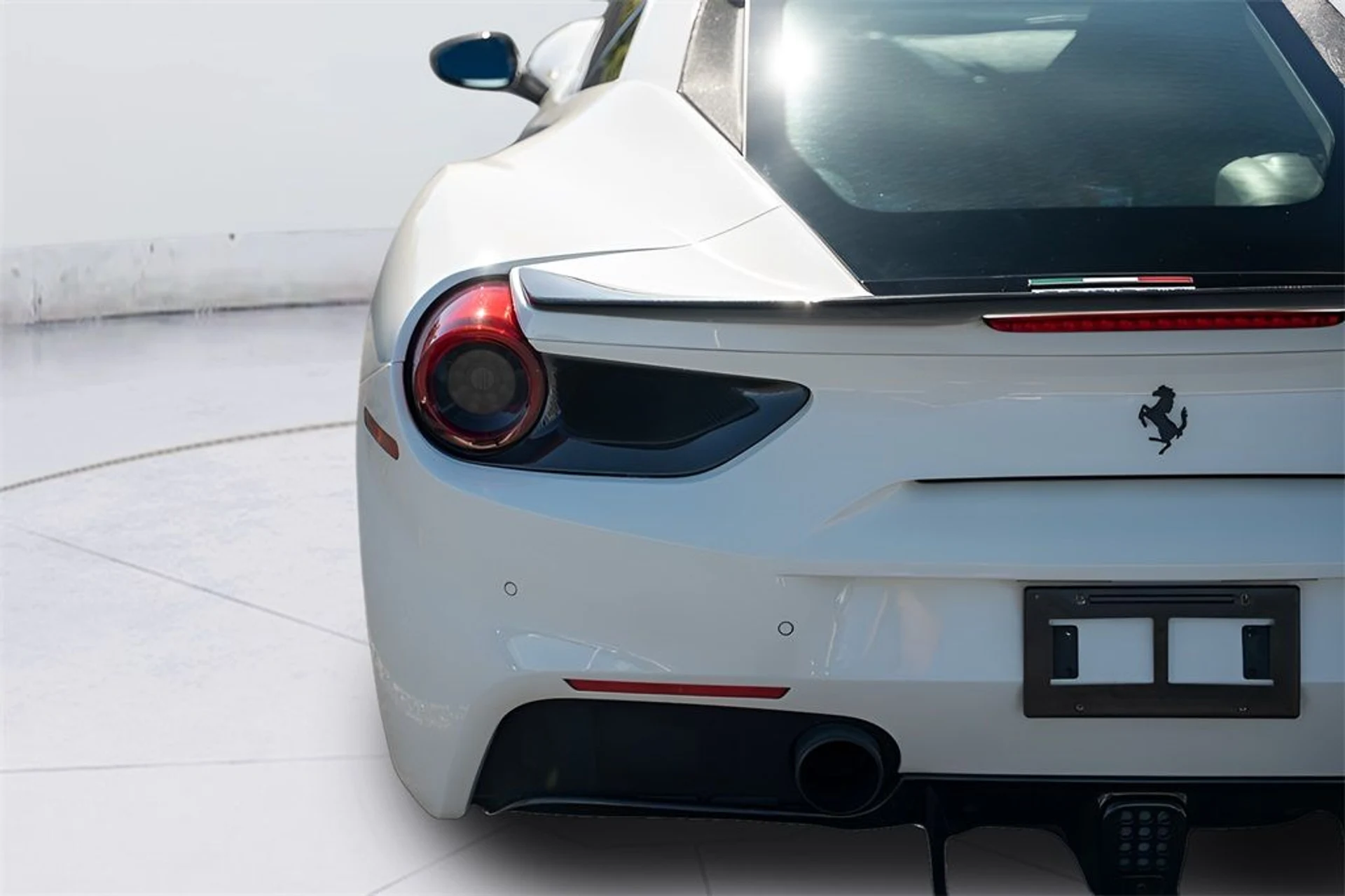 mph018_2493897396_image_20_410147f612